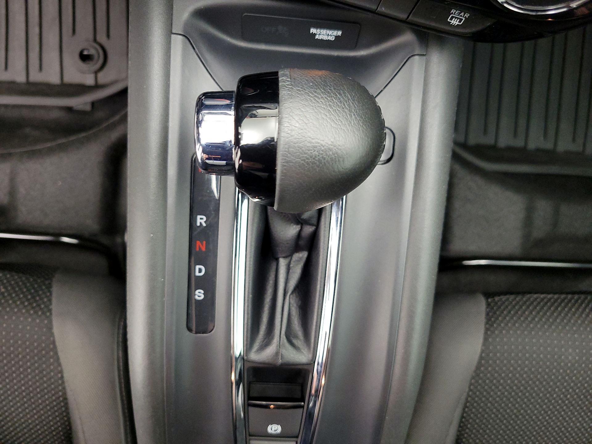 Thumbnail: 2019 Honda HR-V - 17