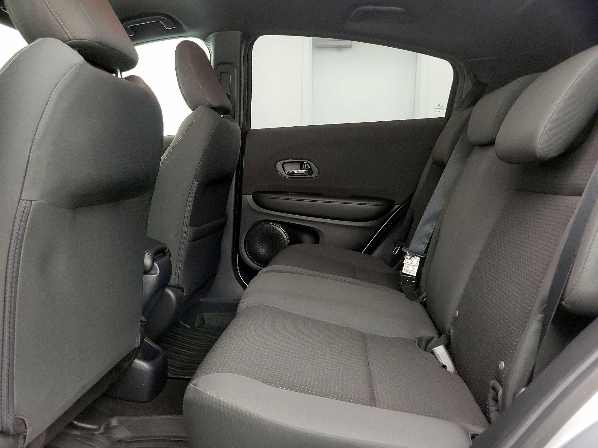 Thumbnail: 2019 Honda HR-V - 19