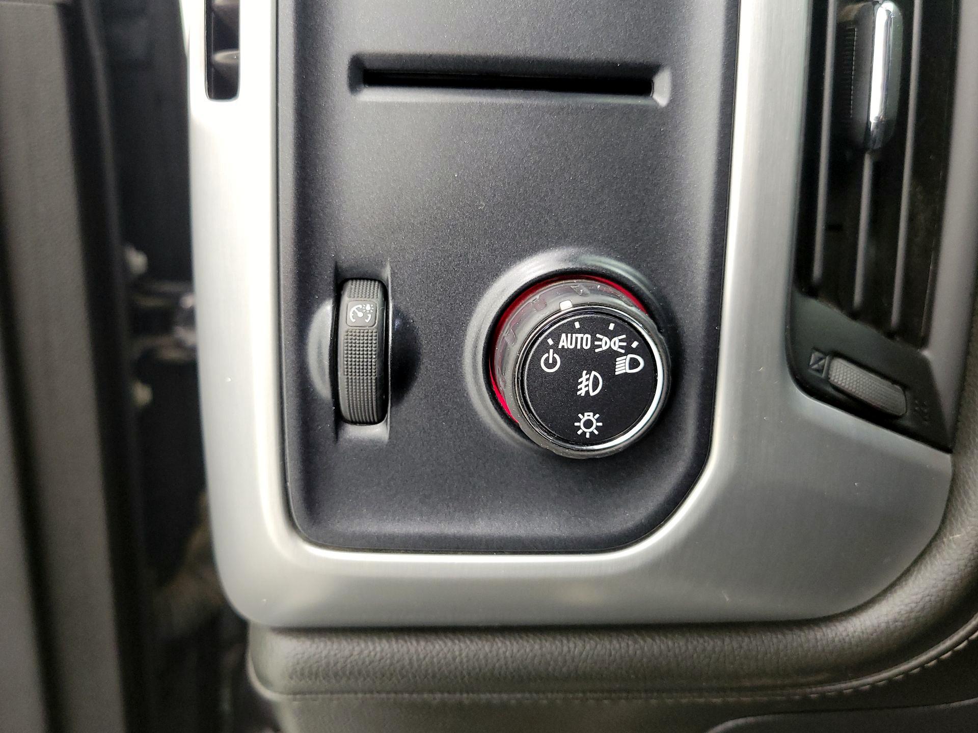 Thumbnail: 2015 GMC Sierra 1500 - 13