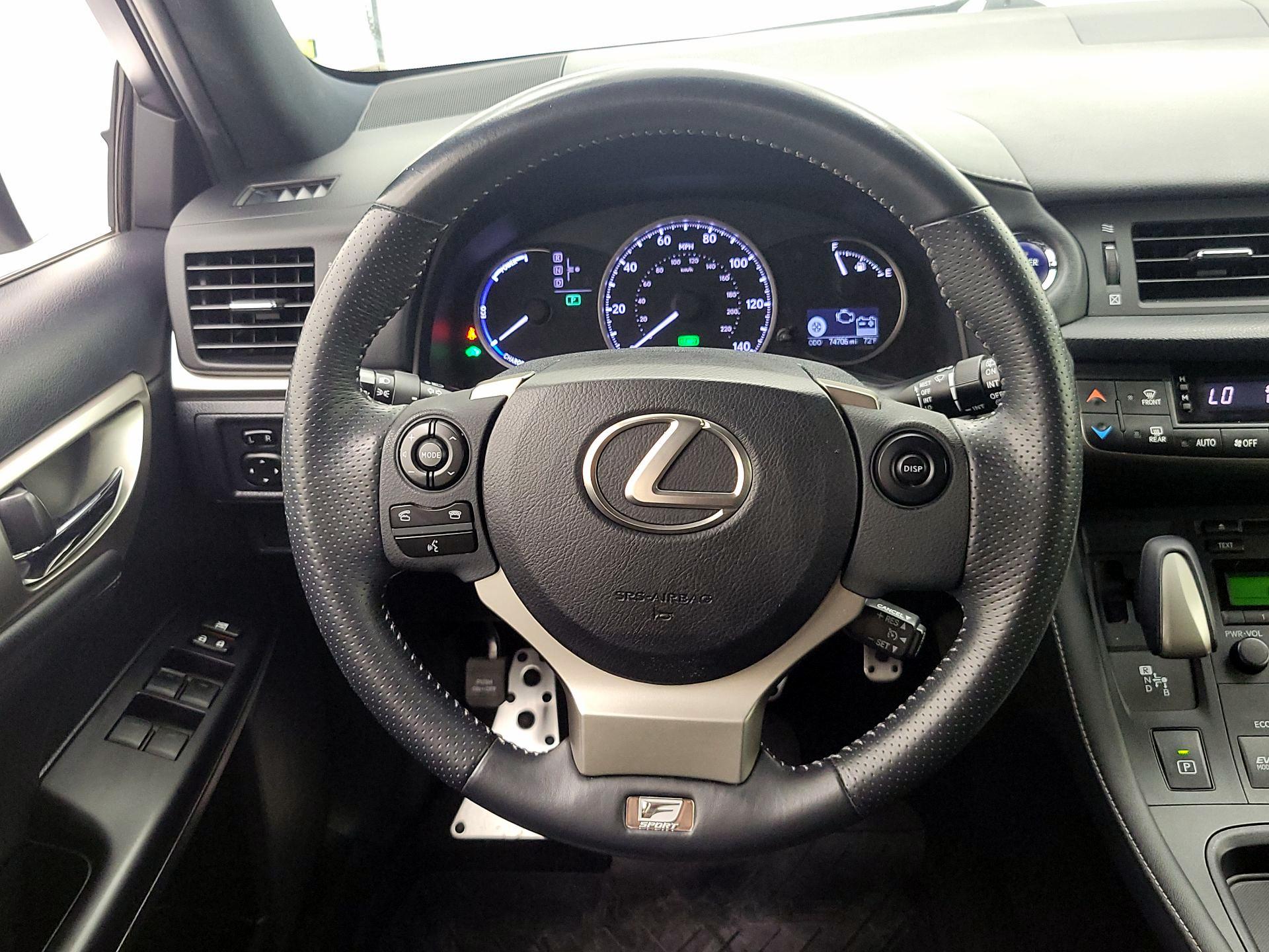 Thumbnail: 2015 Lexus CT - 10