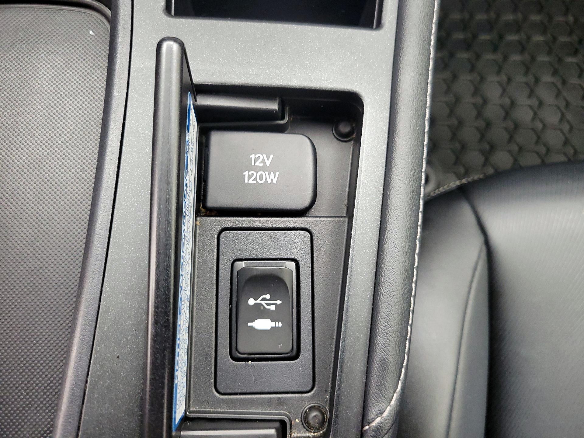 Thumbnail: 2015 Lexus CT - 17