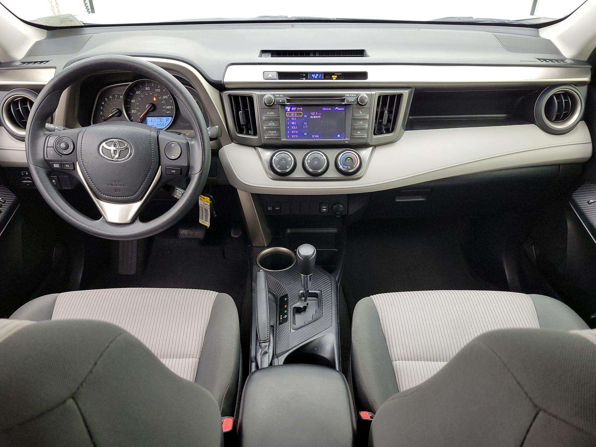 Thumbnail: 2013 Toyota RAV4 - 9