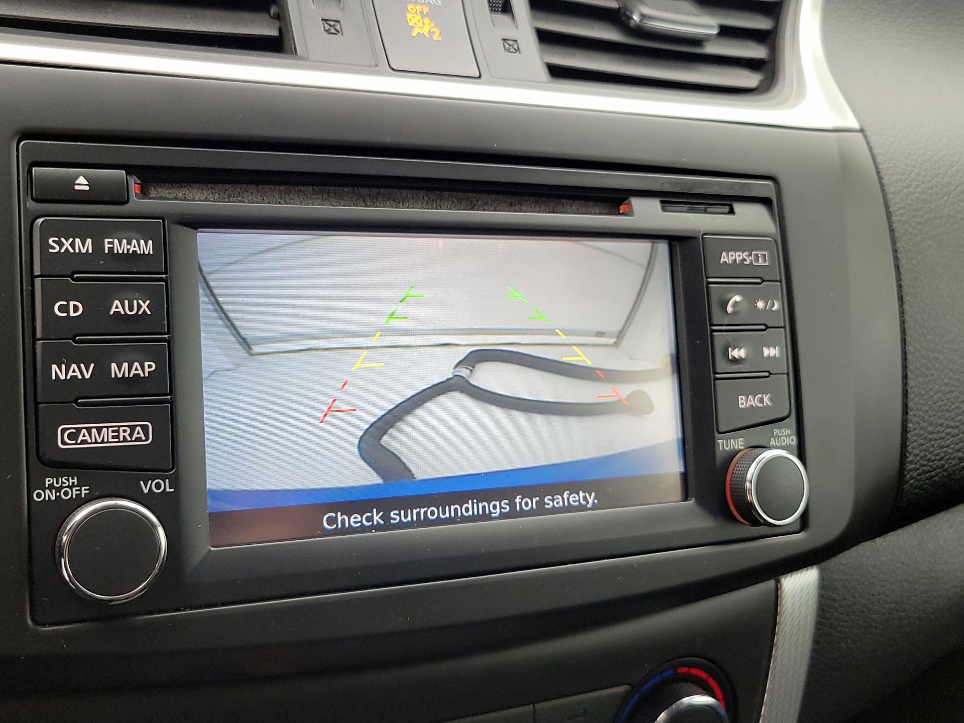 Thumbnail: 2015 Nissan Sentra - 15