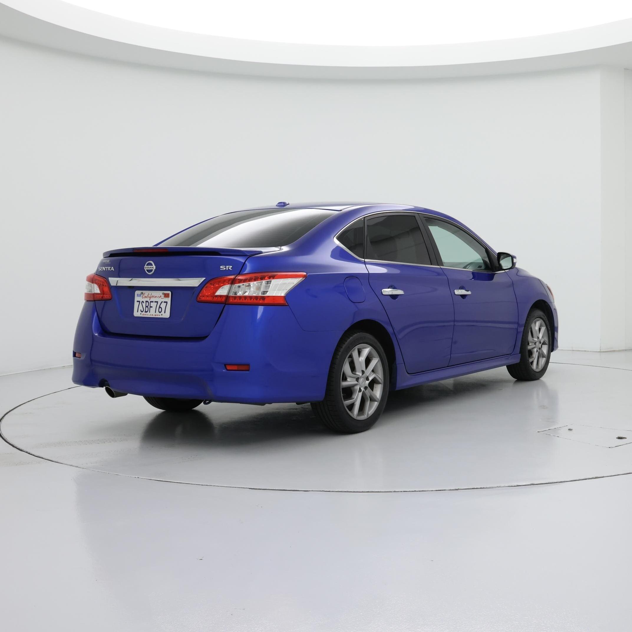 Thumbnail: 2015 Nissan Sentra - 8
