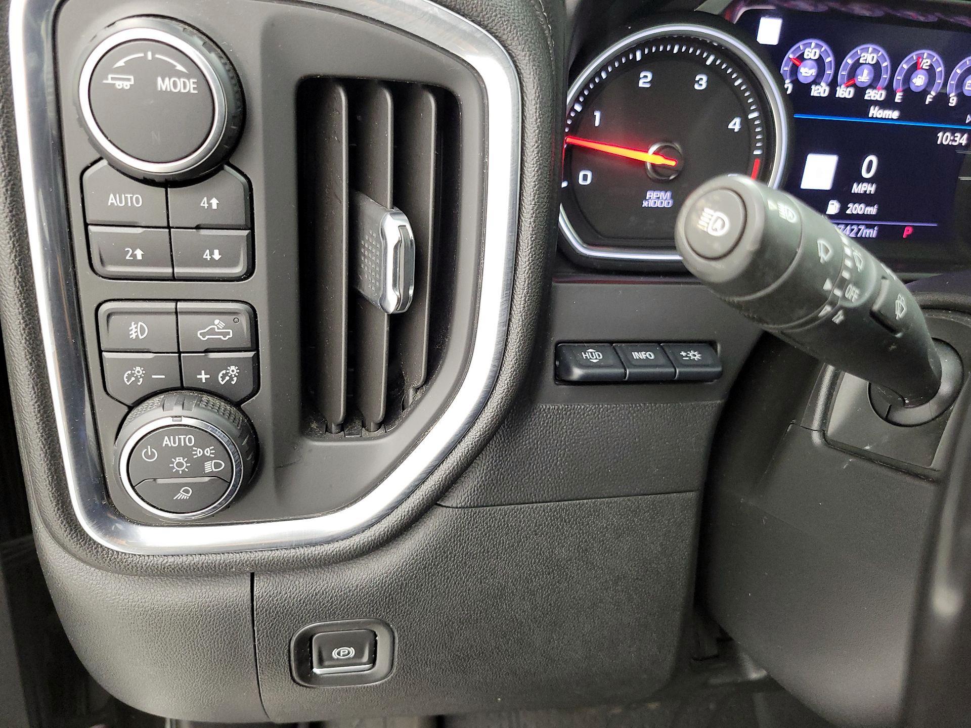 Thumbnail: 2020 Chevrolet Silverado 2500 - 13