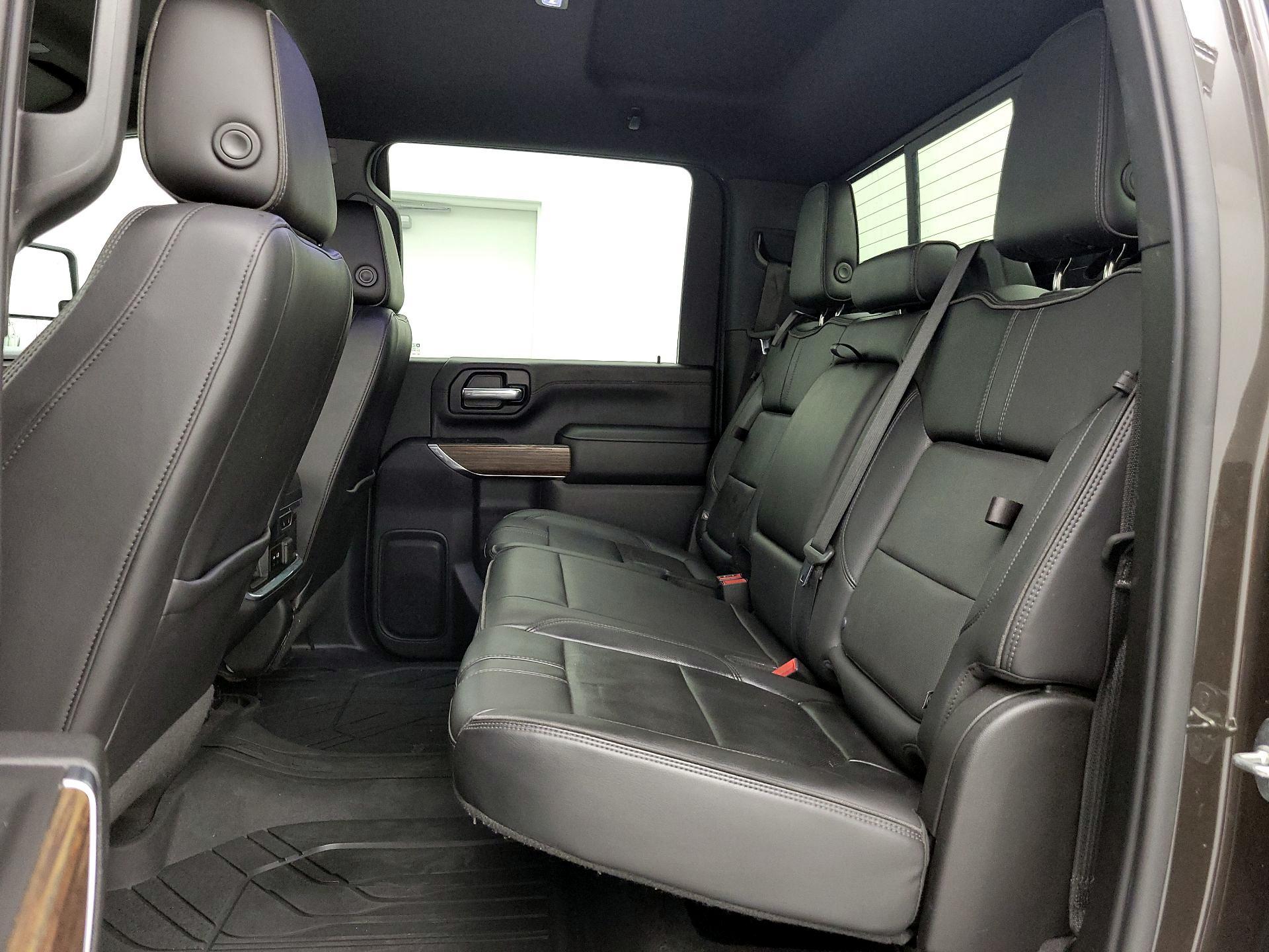 Thumbnail: 2020 Chevrolet Silverado 2500 - 19