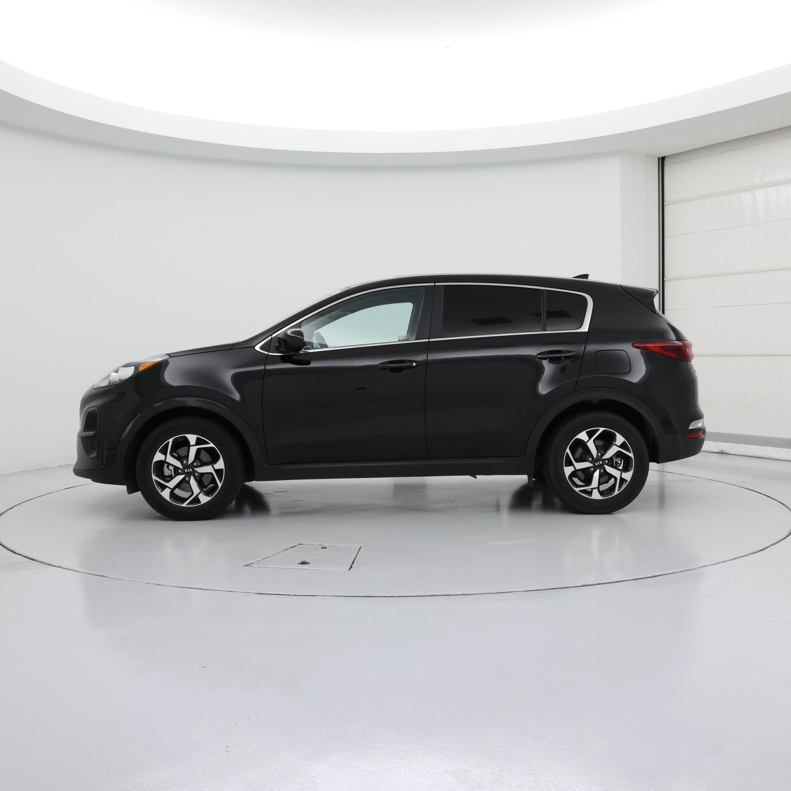 Thumbnail: 2022 Kia Sportage - 3