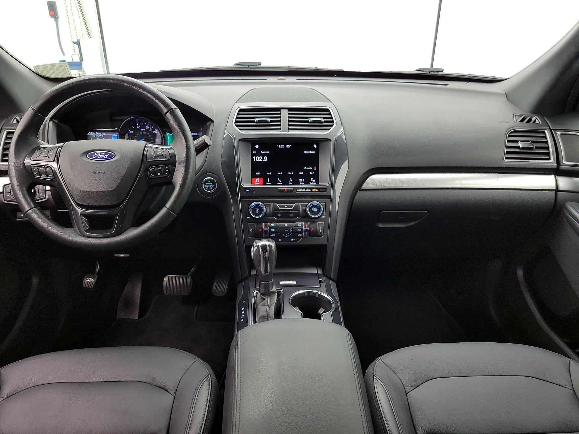Thumbnail: 2018 Ford Explorer - 9