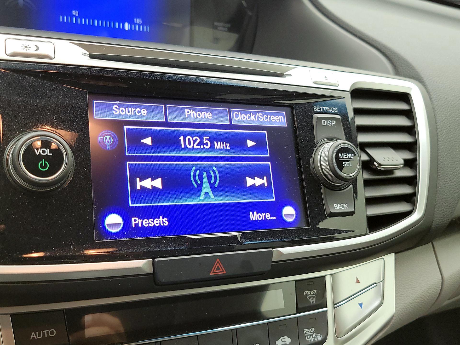Thumbnail: 2013 Honda Accord - 15