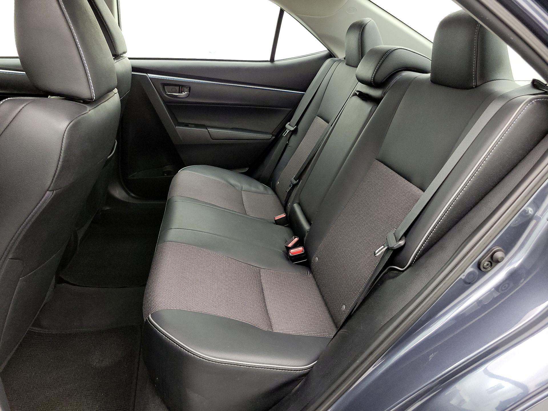 Thumbnail: 2015 Toyota Corolla - 19