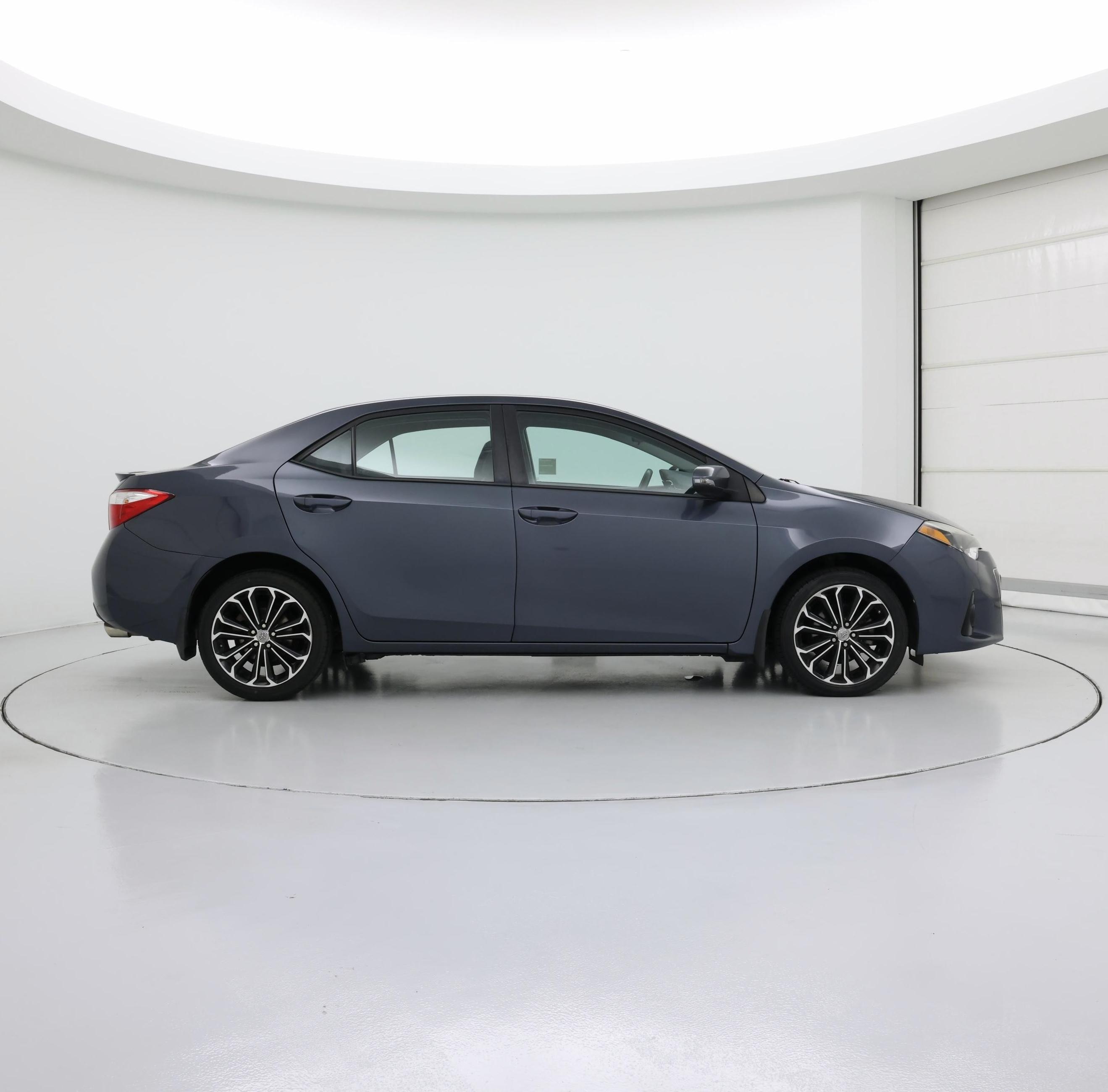 Thumbnail: 2015 Toyota Corolla - 7