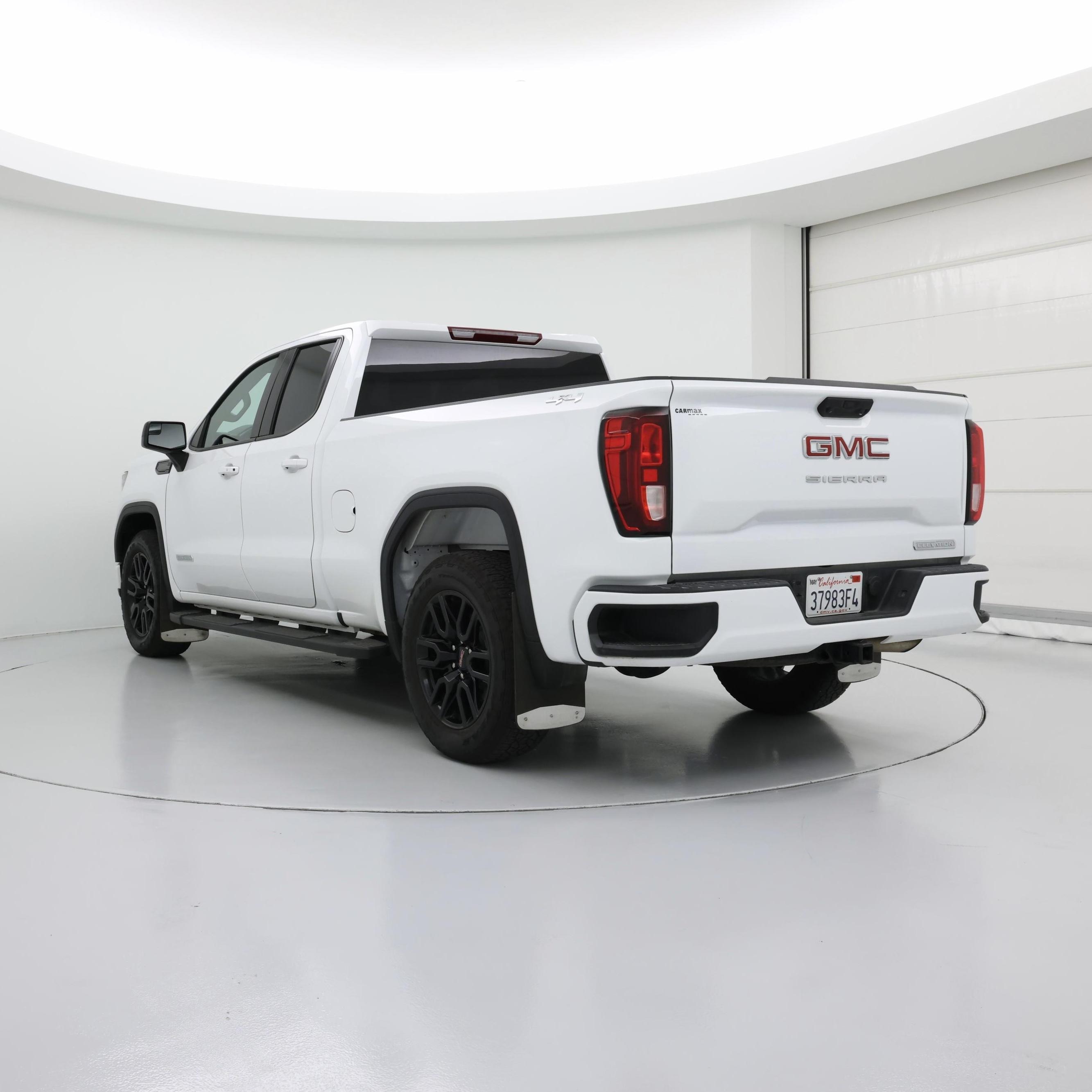 Thumbnail: 2023 GMC Sierra 1500 - 2
