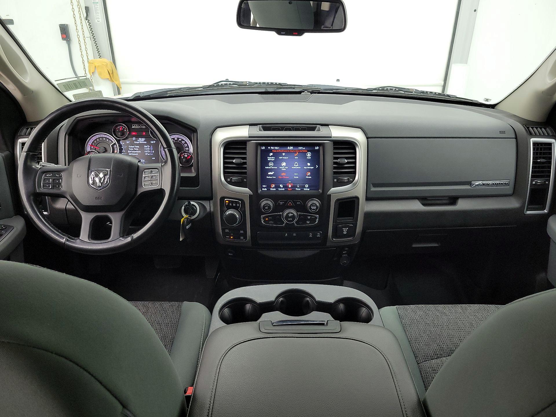 Thumbnail: 2019 RAM 1500 Classic - 9