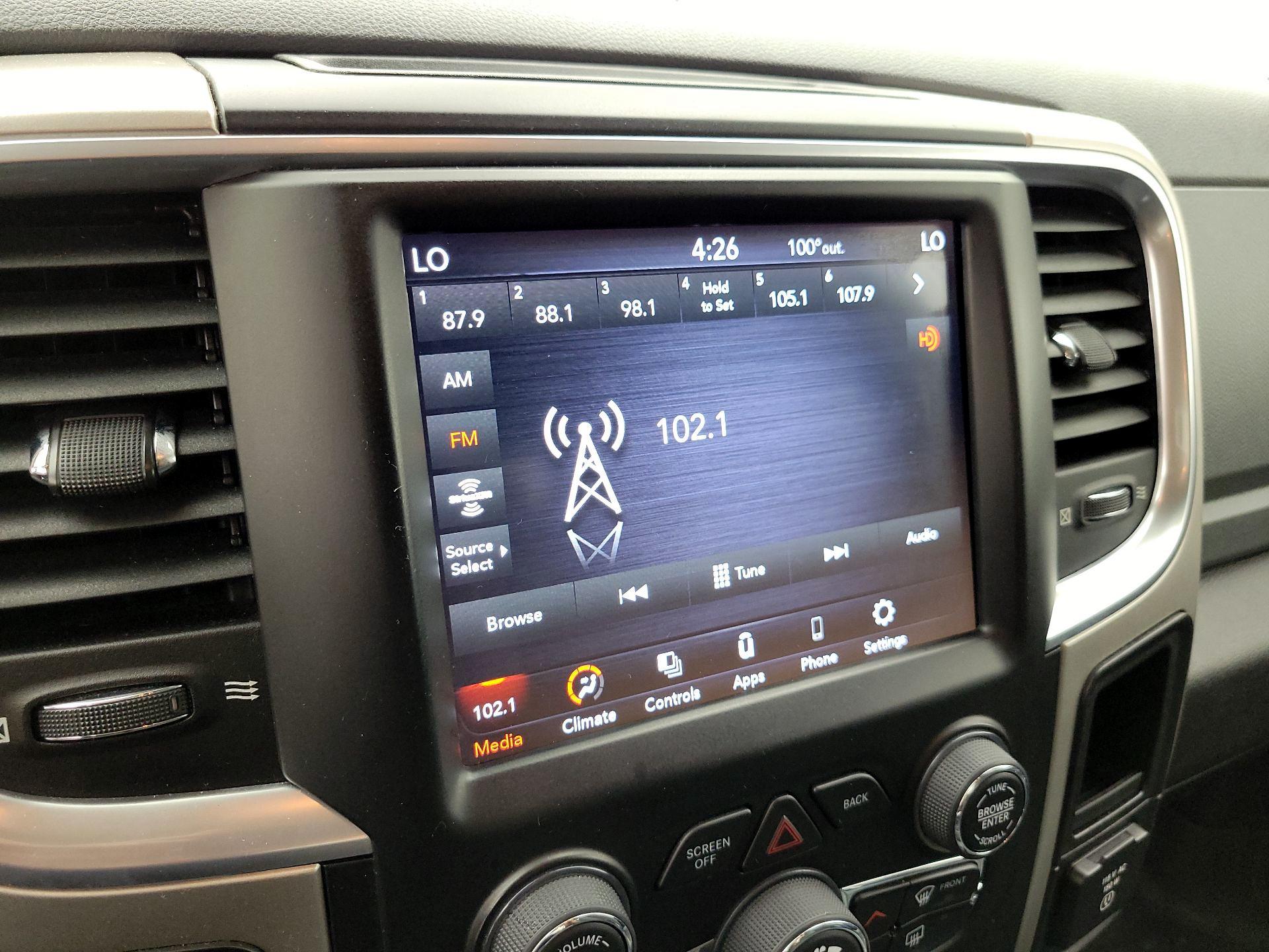 Thumbnail: 2019 RAM 1500 Classic - 15