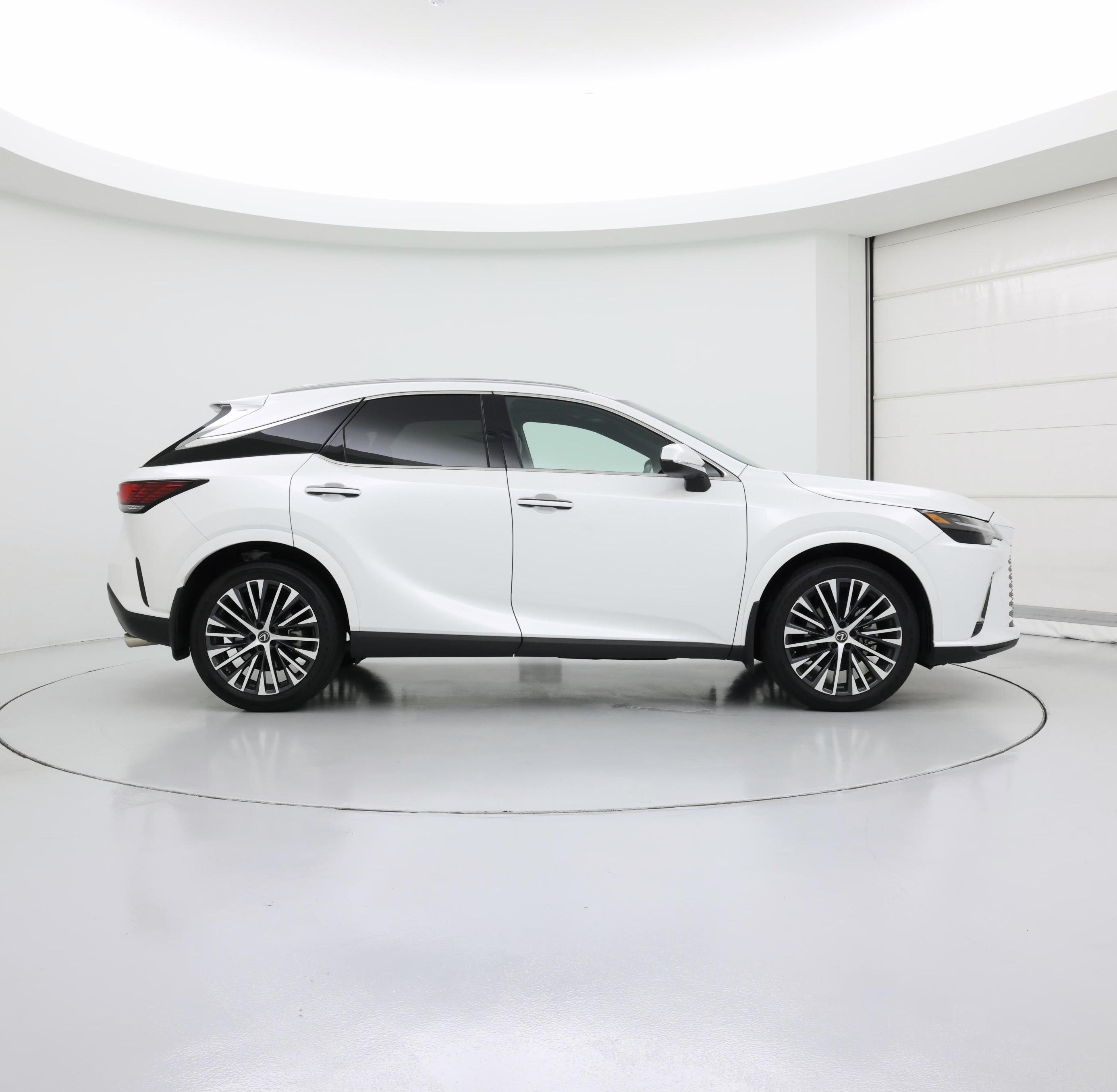 Thumbnail: 2023 Lexus RX - 7