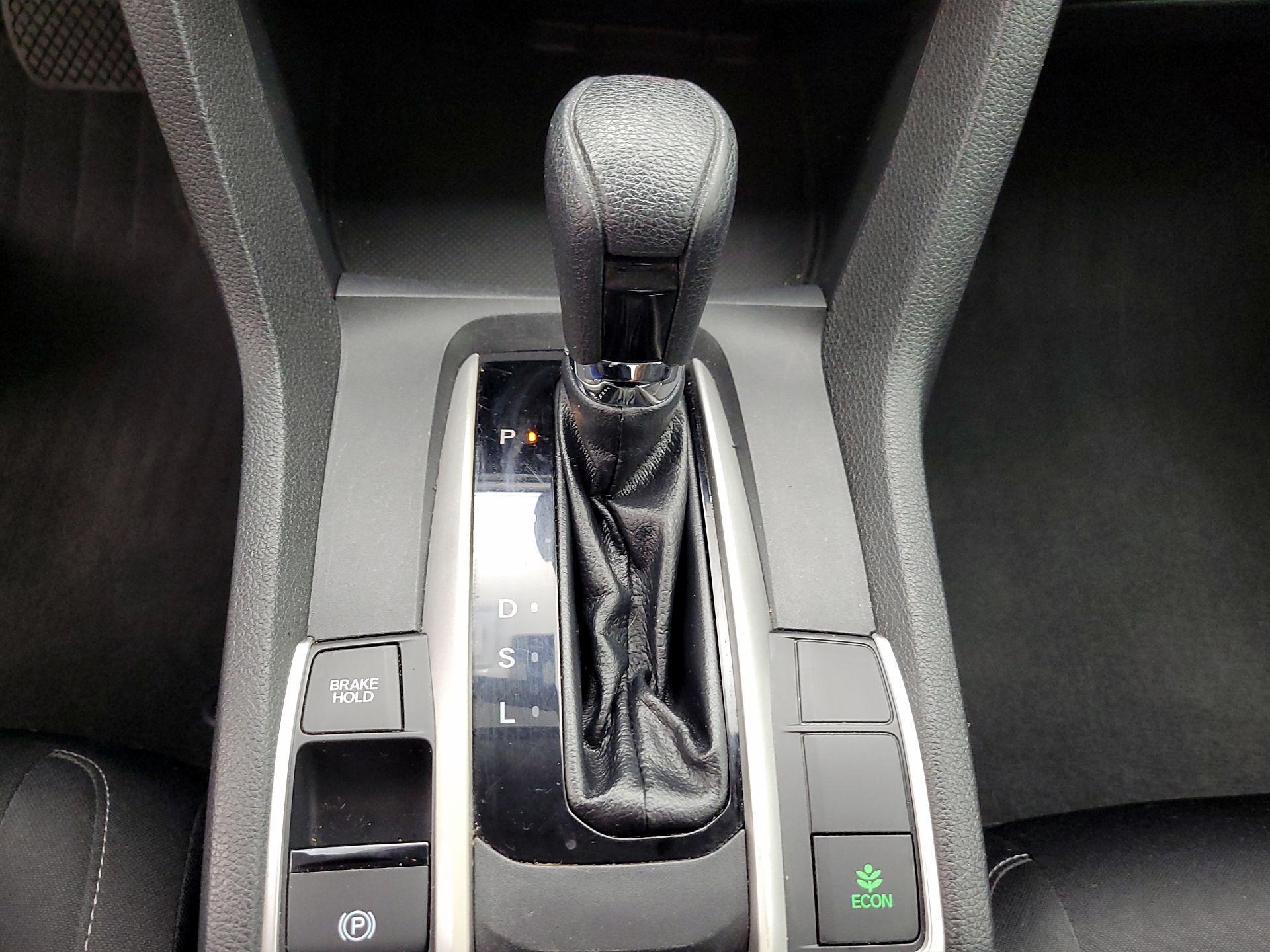 Thumbnail: 2016 Honda Civic - 17