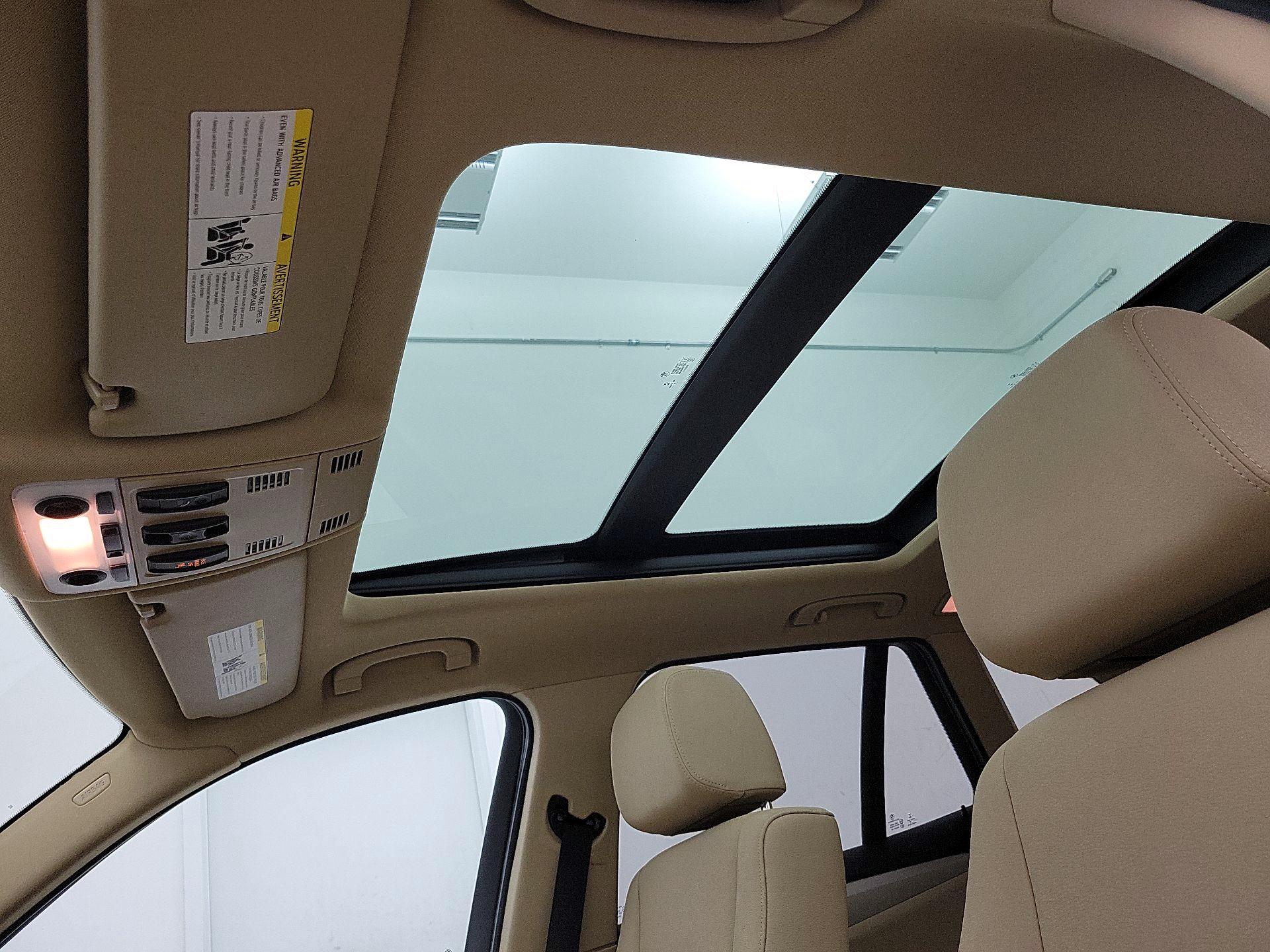Thumbnail: 2014 BMW X1 - 18