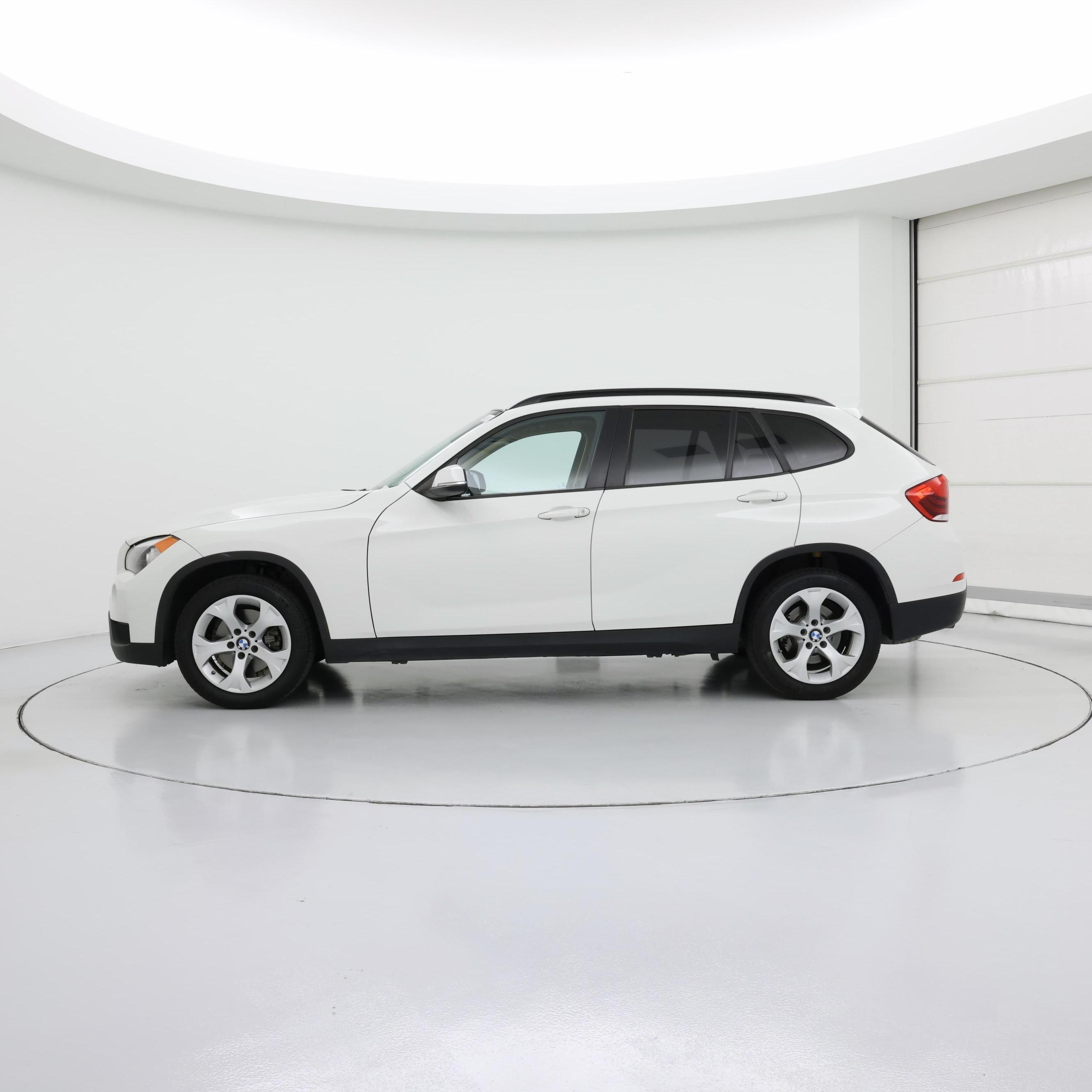 Thumbnail: 2014 BMW X1 - 3