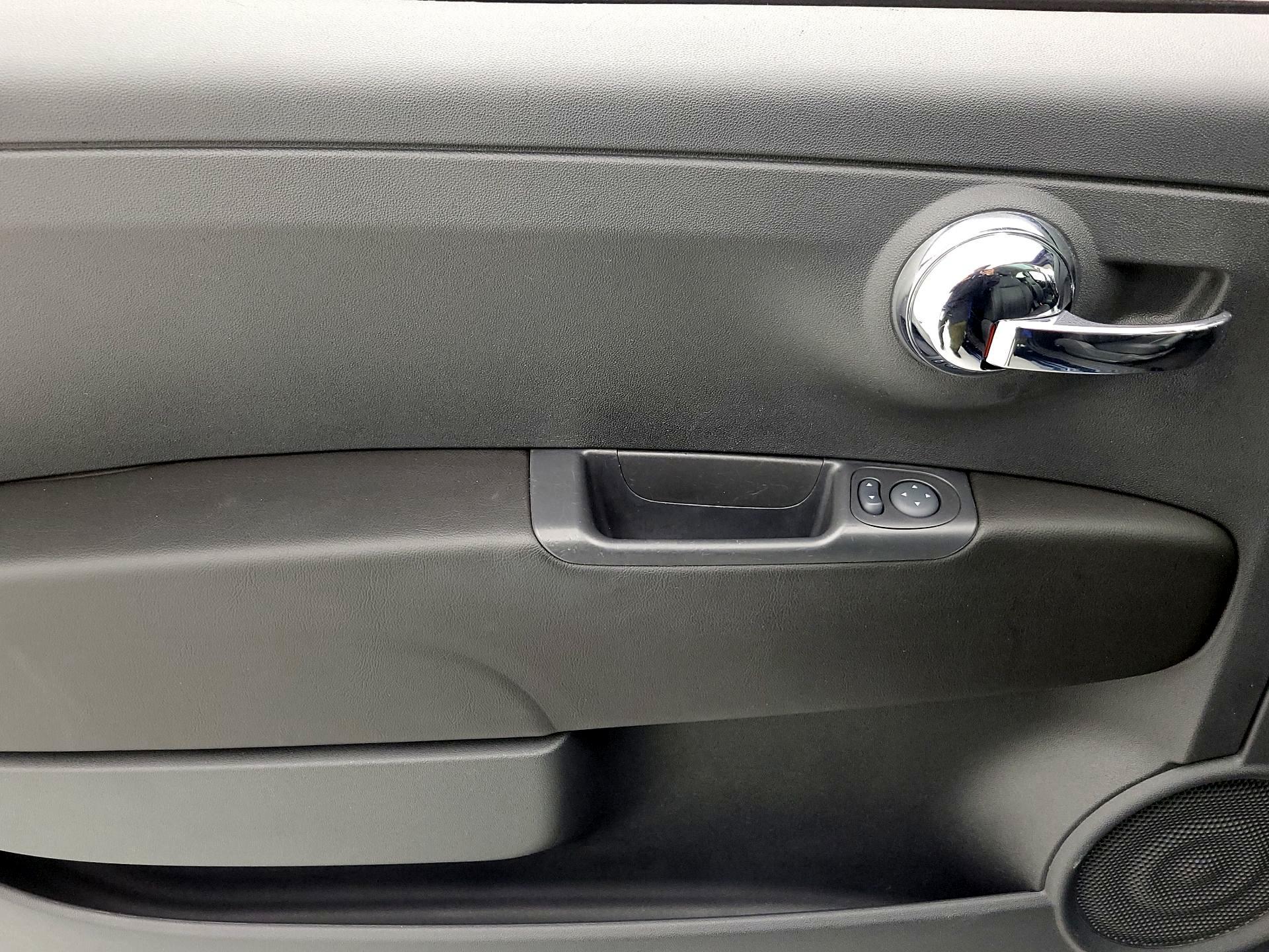 Thumbnail: 2015 Fiat 500 - 12