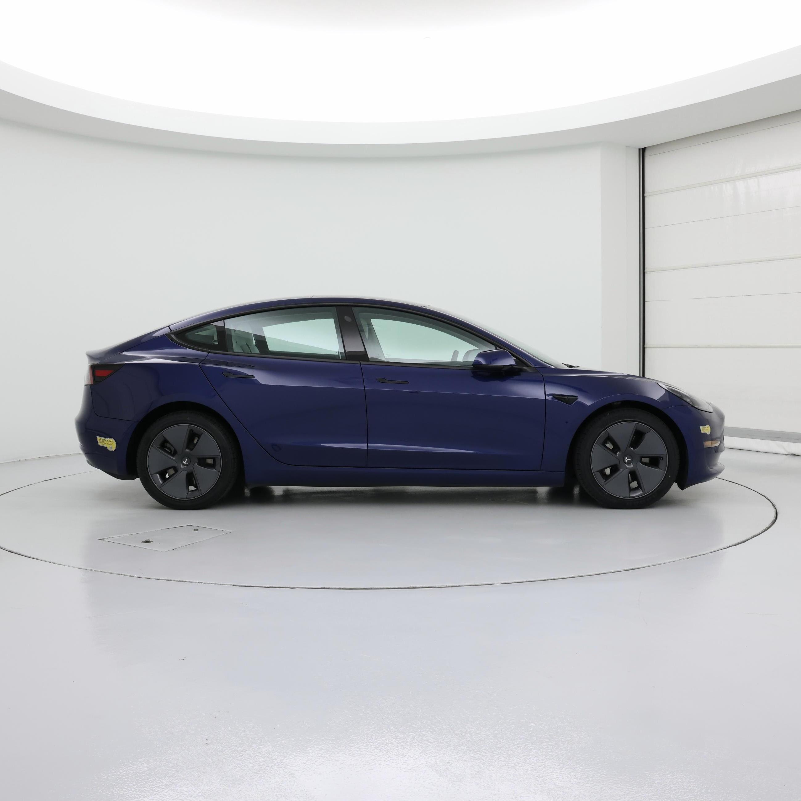 Thumbnail: 2022 Tesla Model 3 - 7