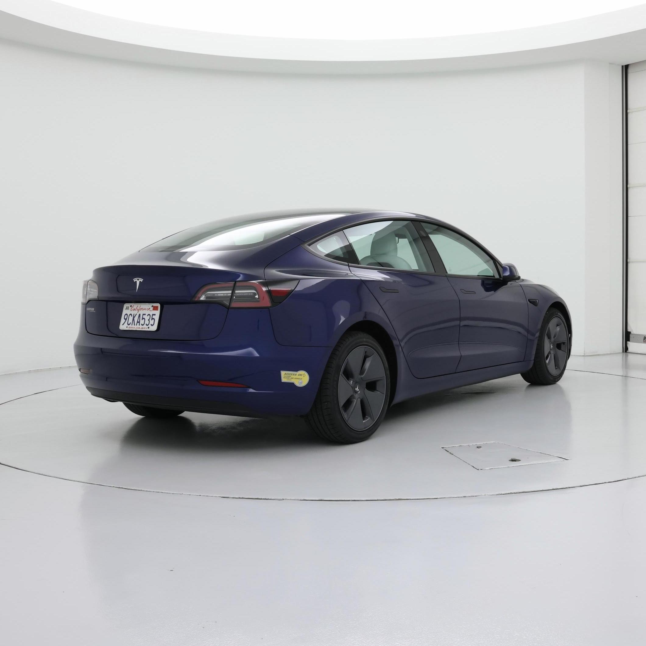Thumbnail: 2022 Tesla Model 3 - 8