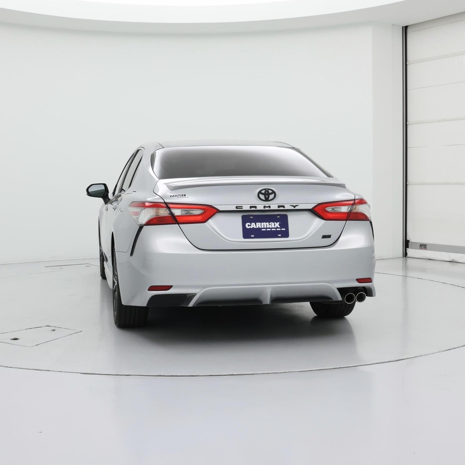 Thumbnail: 2018 Toyota Camry - 6