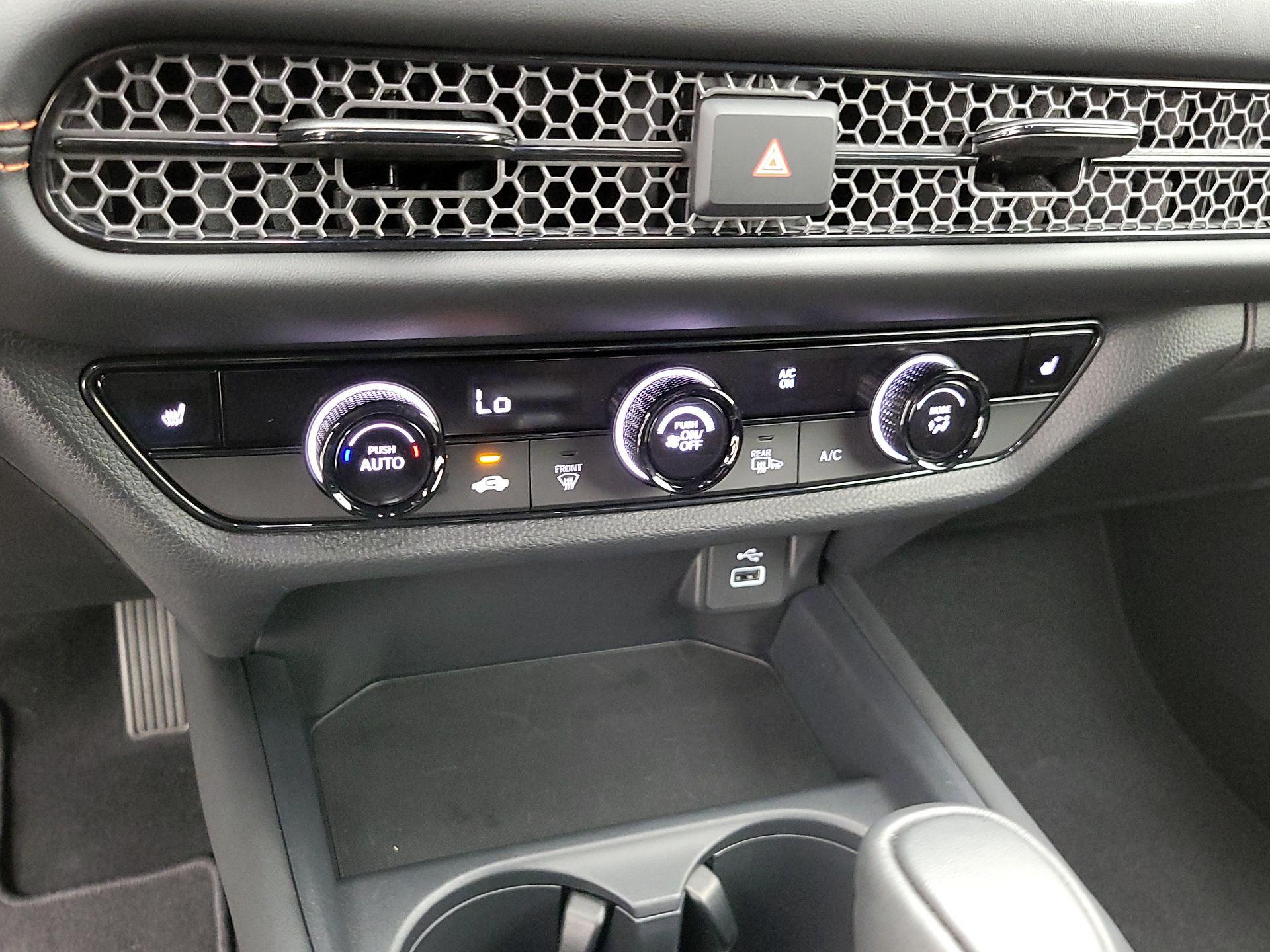 Thumbnail: 2024 Honda HR-V - 16