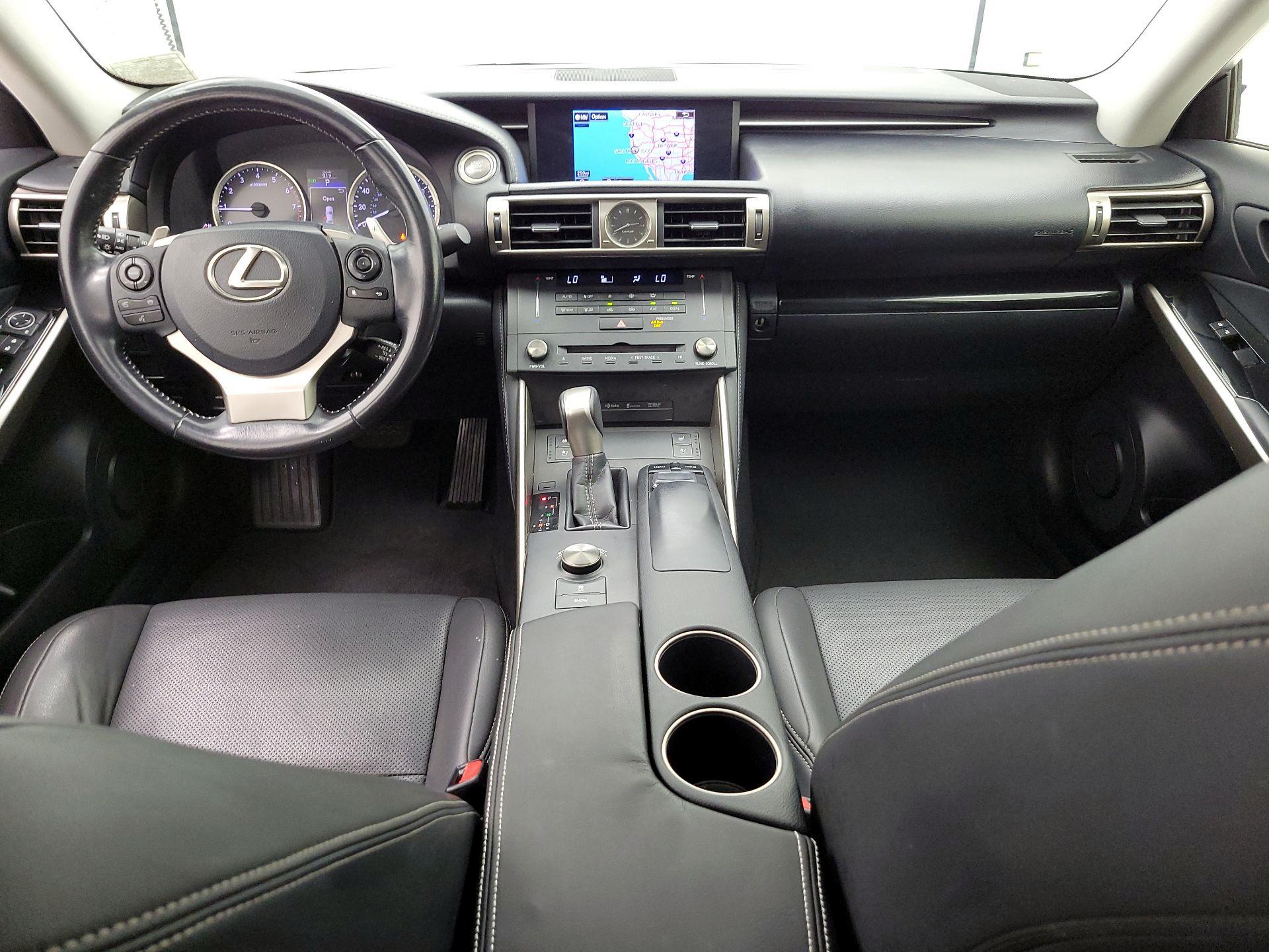 Thumbnail: 2016 Lexus IS - 9