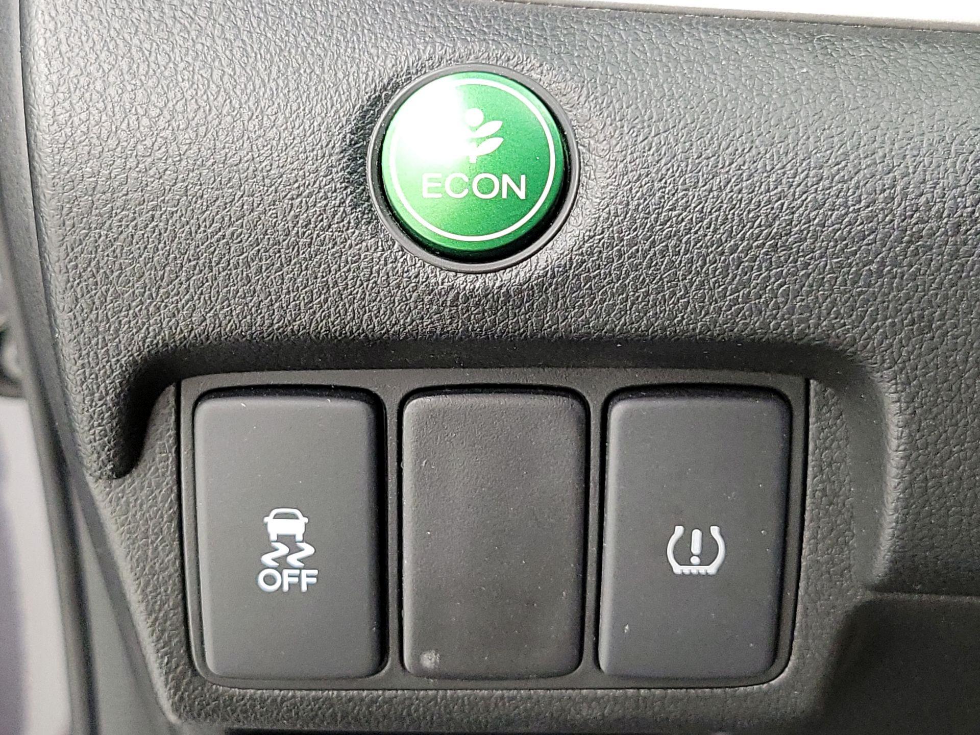 Thumbnail: 2016 Honda CR-V - 13