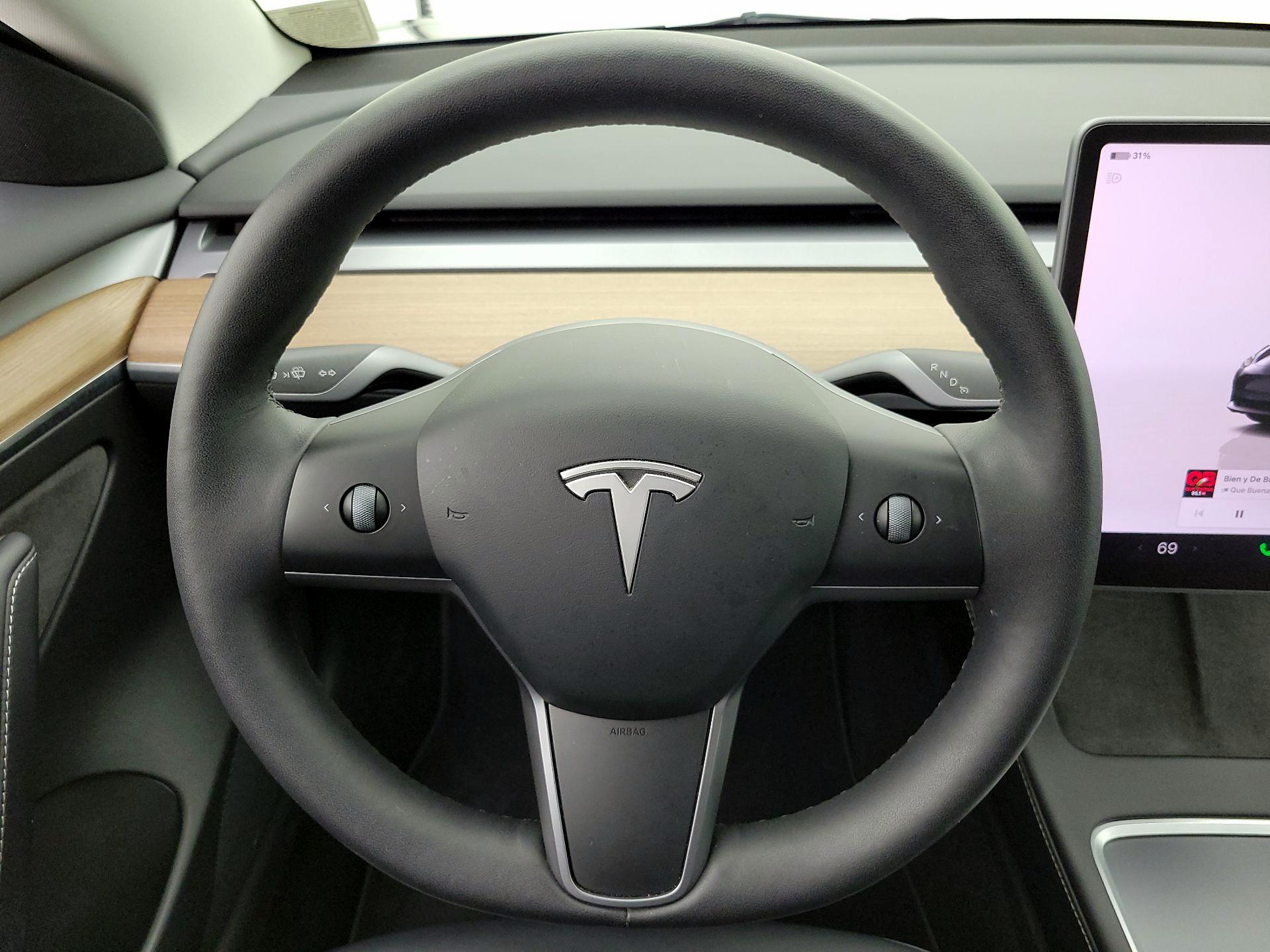 Thumbnail: 2023 Tesla Model 3 - 10
