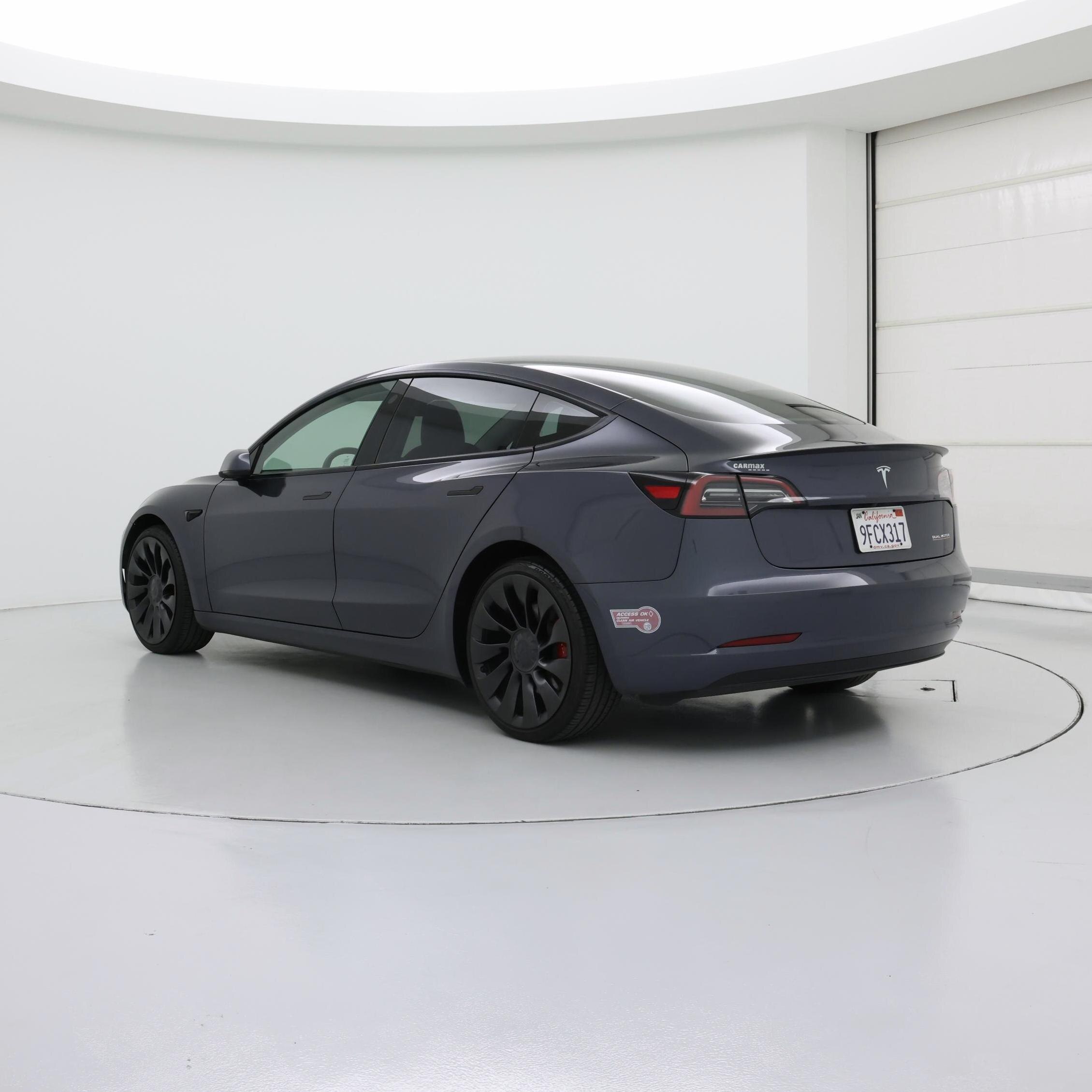 Thumbnail: 2023 Tesla Model 3 - 2