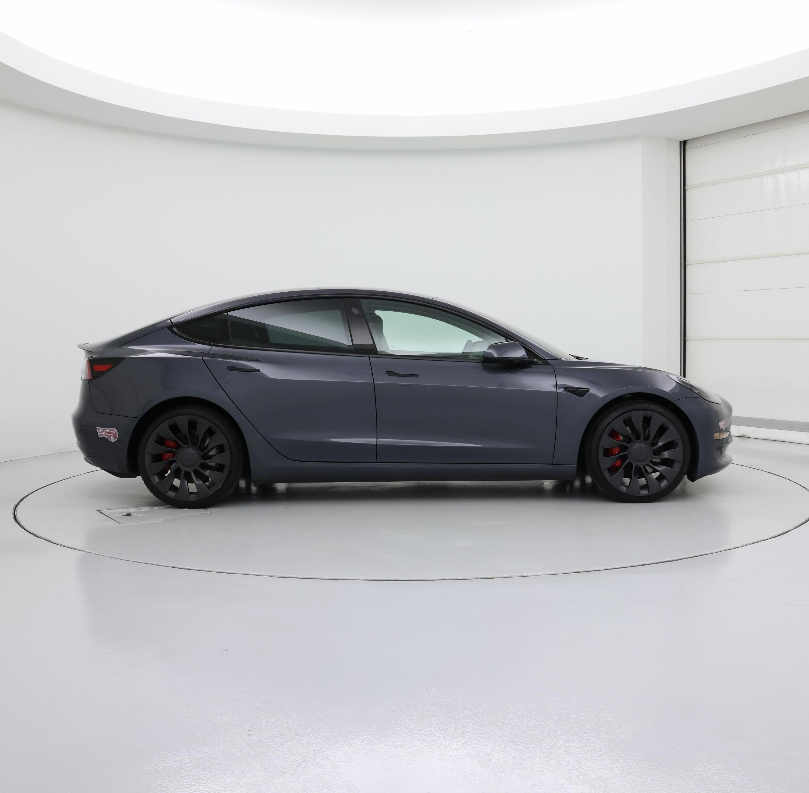 Thumbnail: 2023 Tesla Model 3 - 7