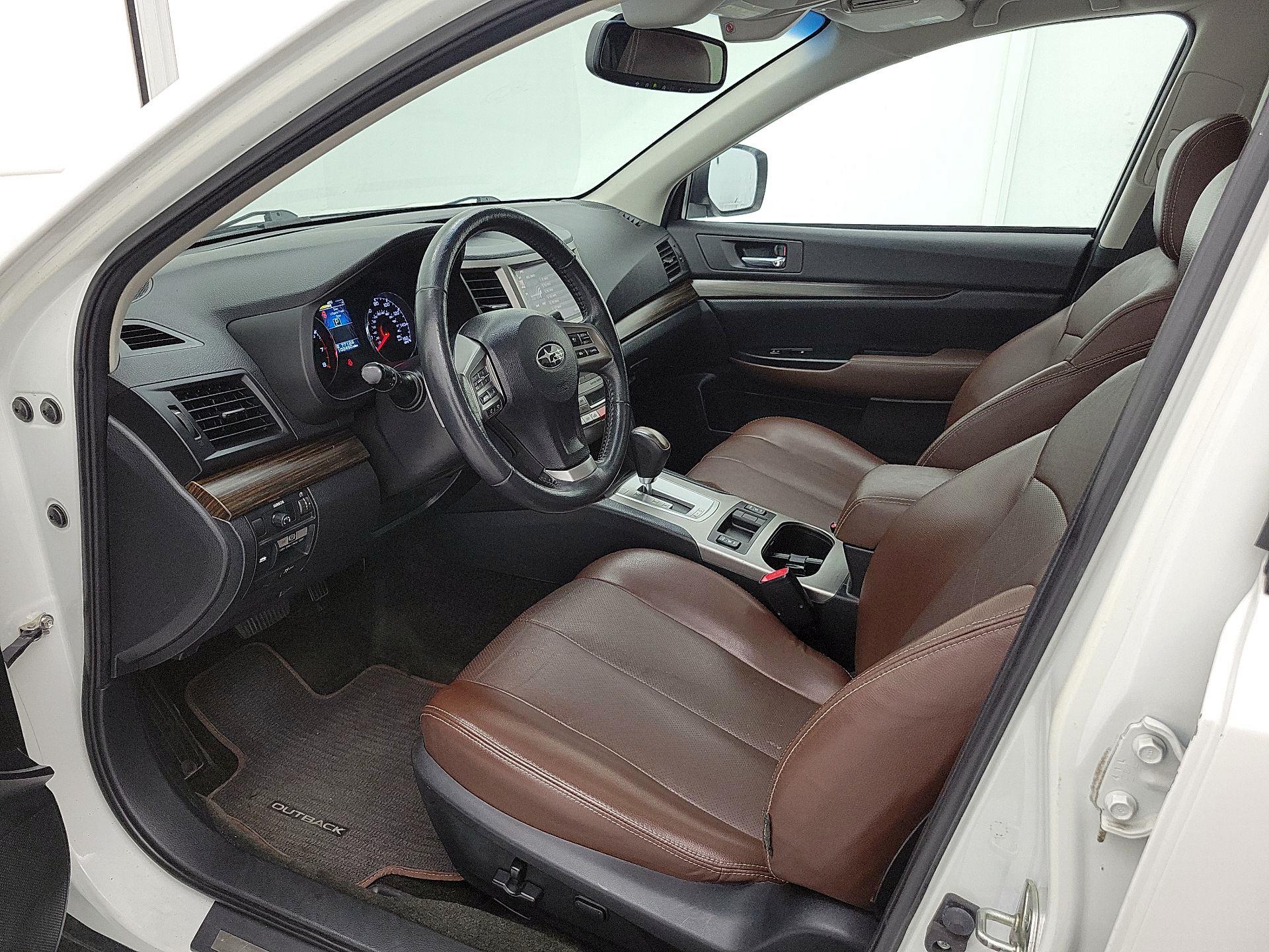 Thumbnail: 2014 Subaru Outback - 11