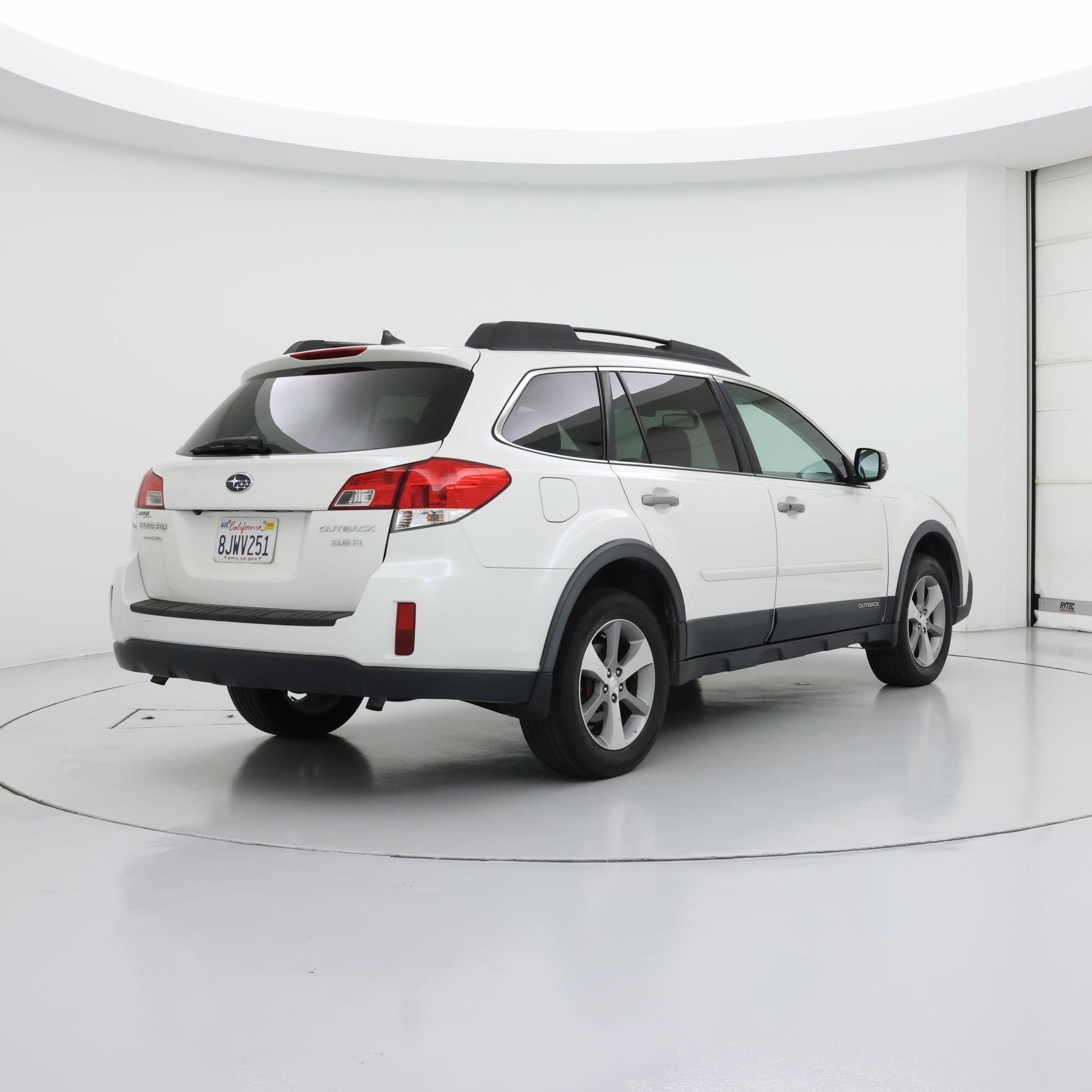 Thumbnail: 2014 Subaru Outback - 8