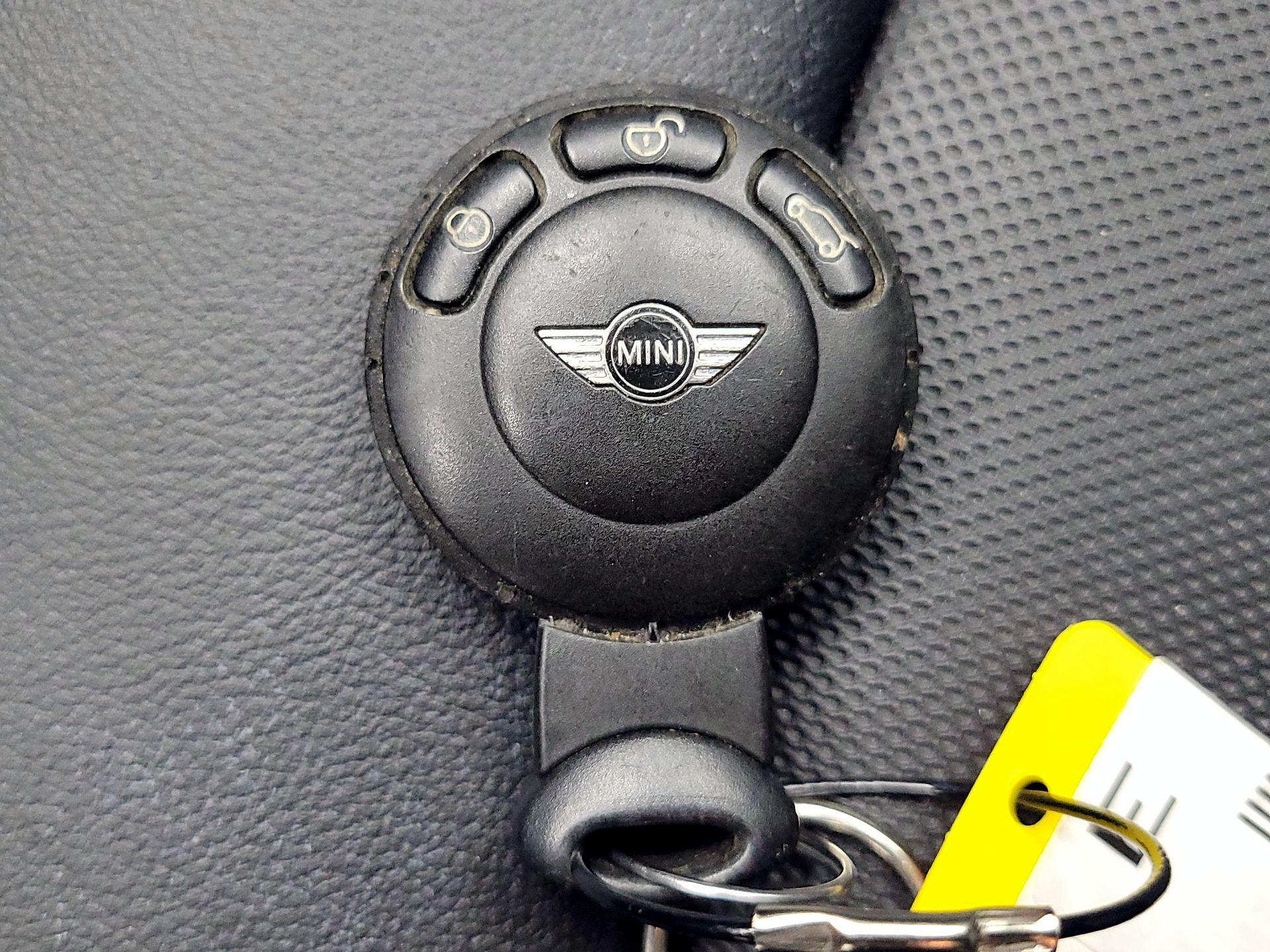 Thumbnail: 2016 MINI Cooper Countryman - 20