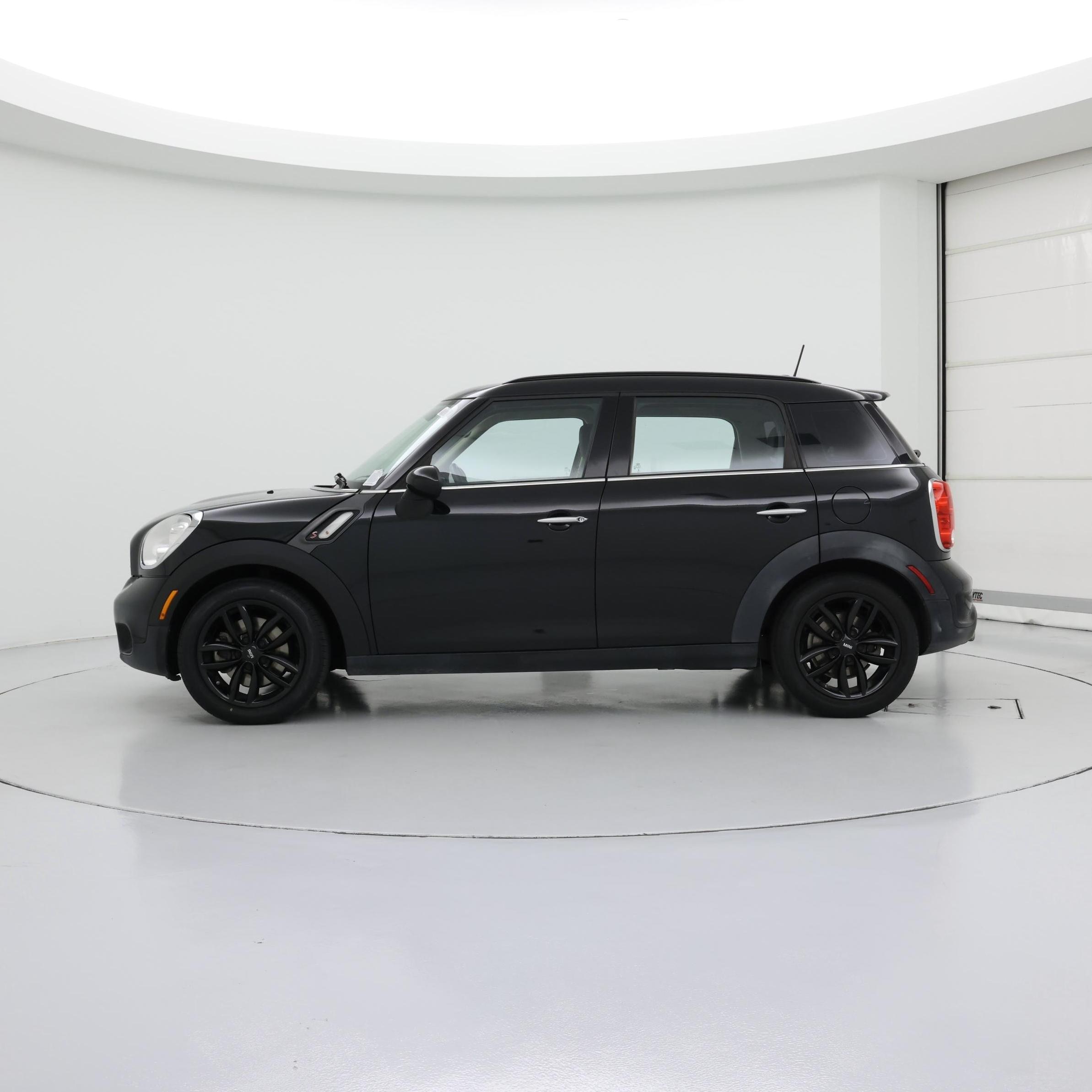Thumbnail: 2016 MINI Cooper Countryman - 3