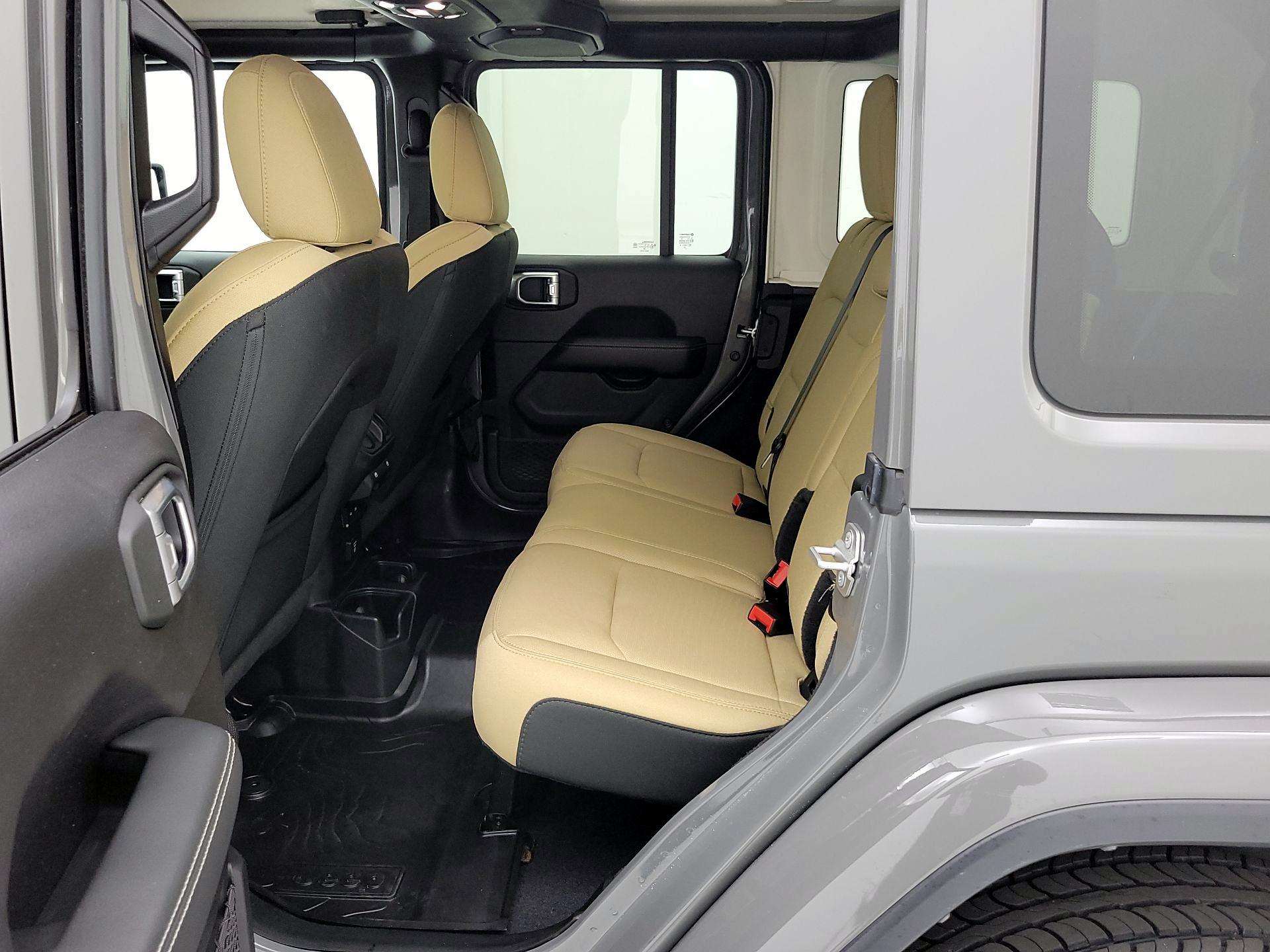 Thumbnail: 2020 Jeep Wrangler - 19