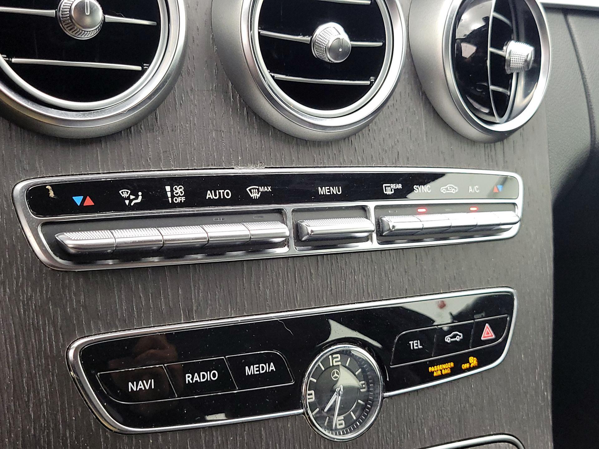 Thumbnail: 2020 Mercedes-Benz C-Class - 16