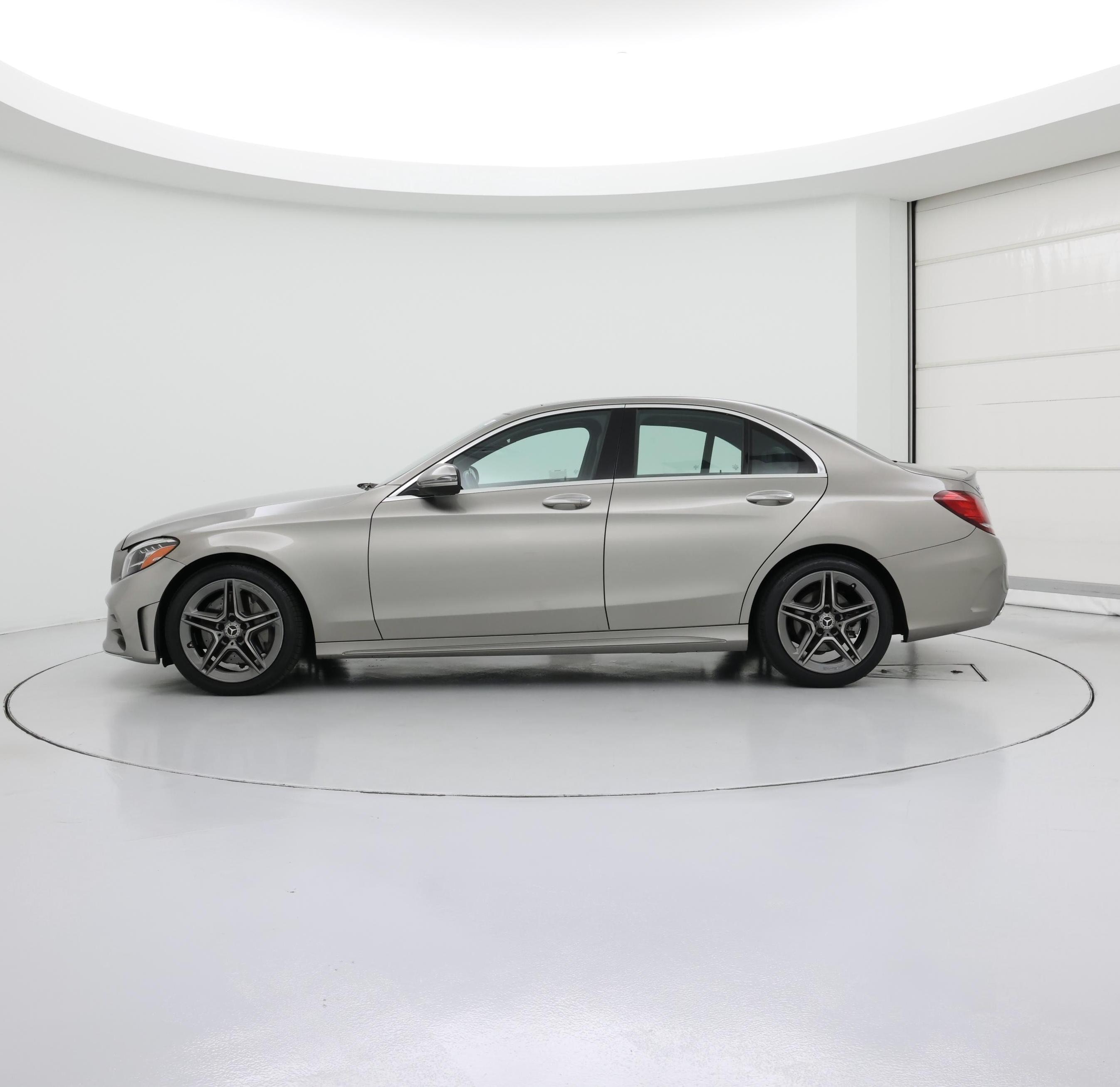 Thumbnail: 2020 Mercedes-Benz C-Class - 3