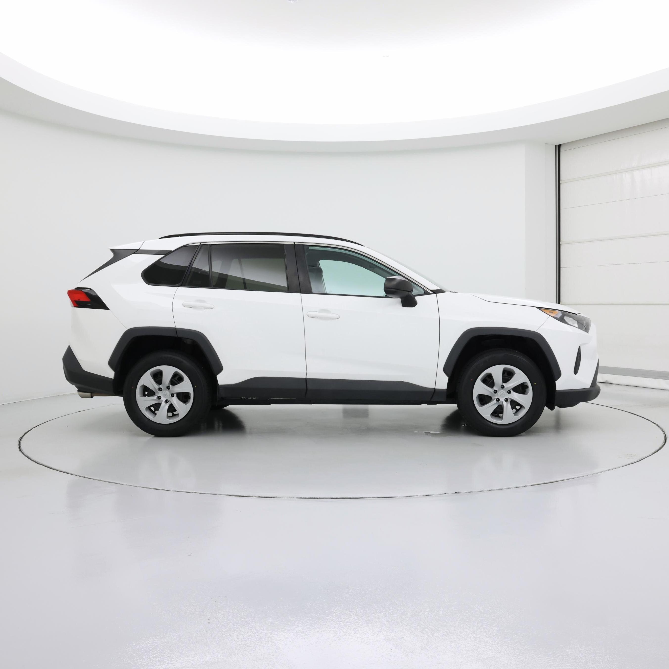 Thumbnail: 2020 Toyota RAV4 - 7