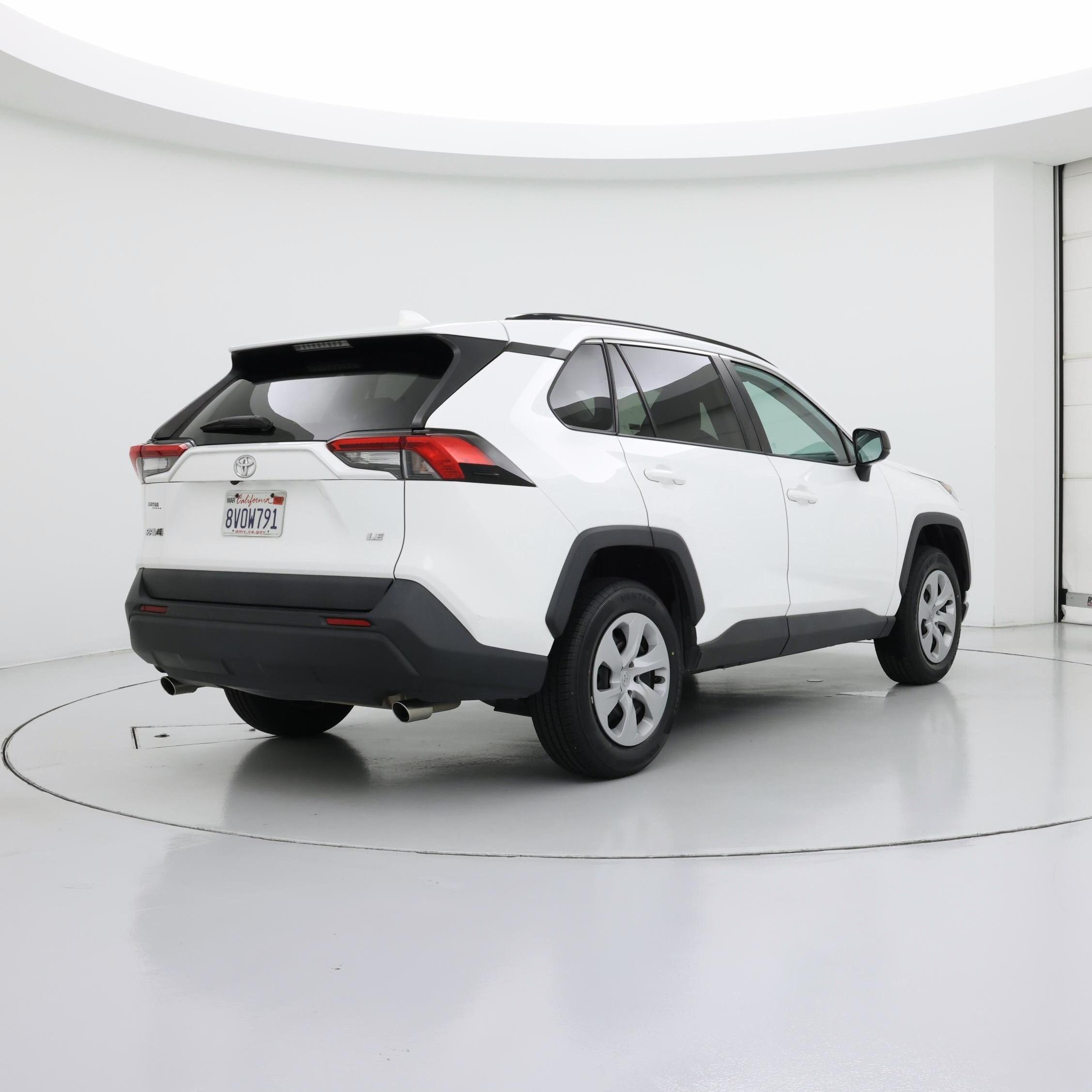 Thumbnail: 2020 Toyota RAV4 - 8