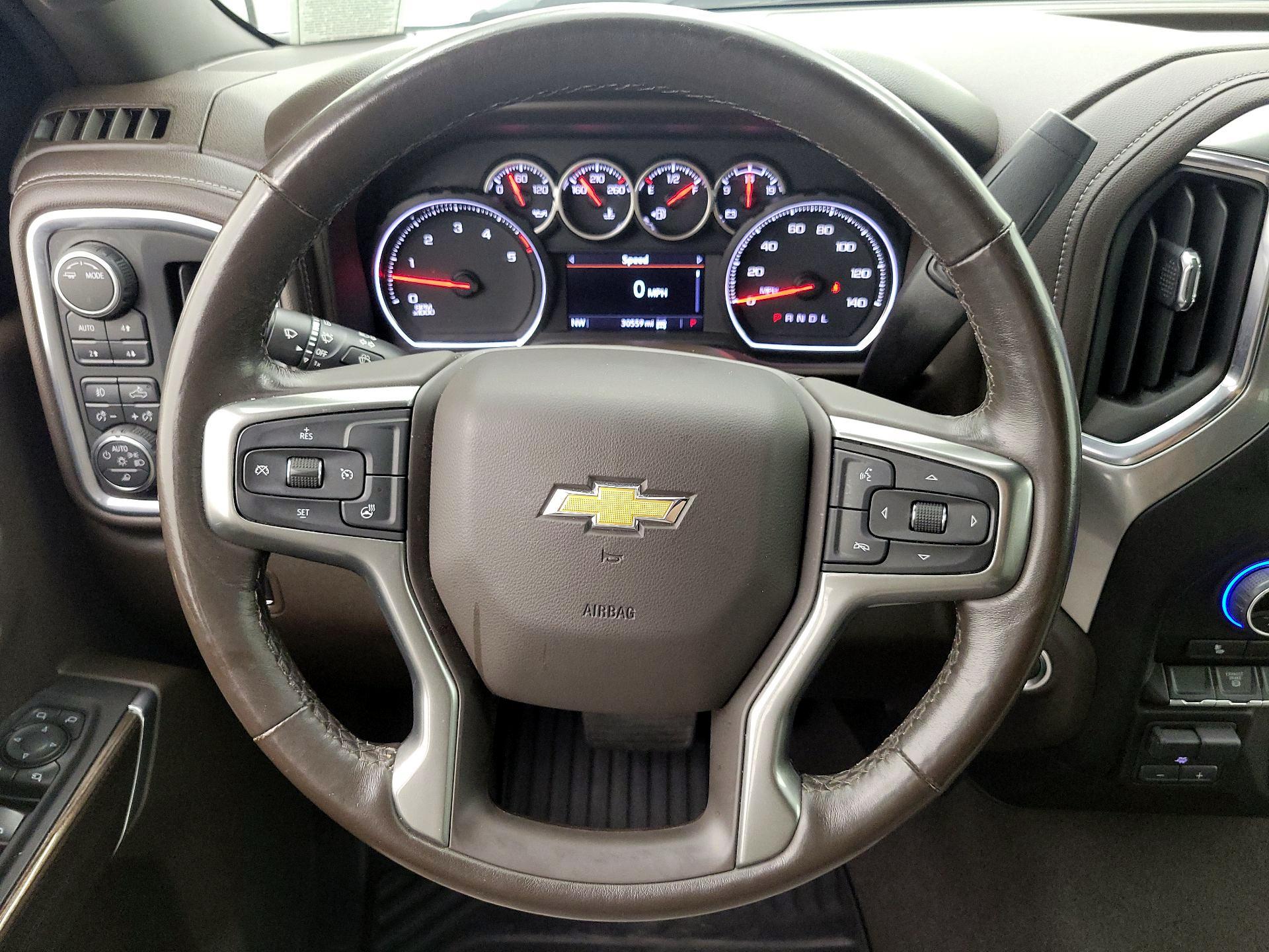 Thumbnail: 2022 Chevrolet Silverado 3500 - 10