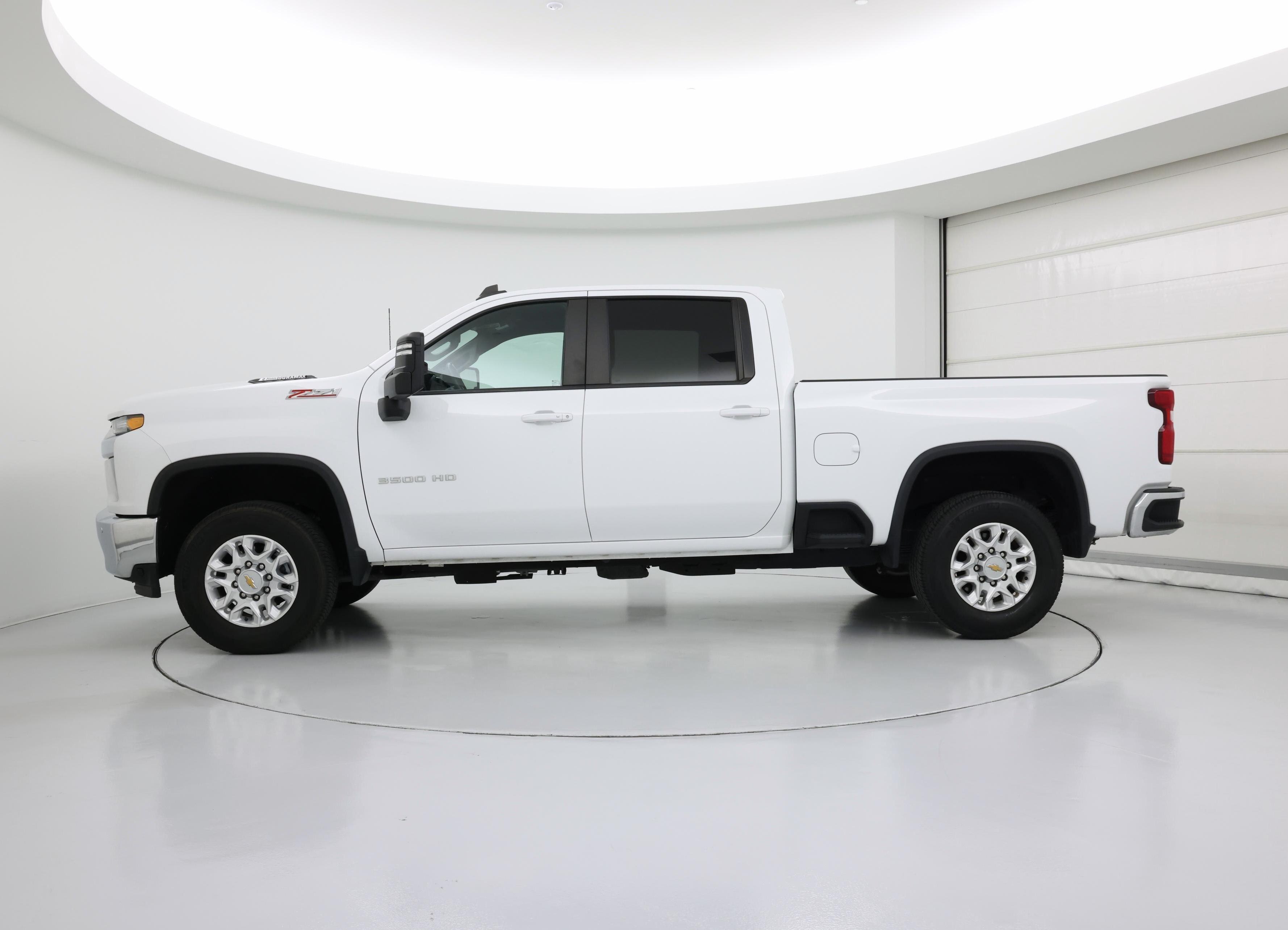 Thumbnail: 2022 Chevrolet Silverado 3500 - 3