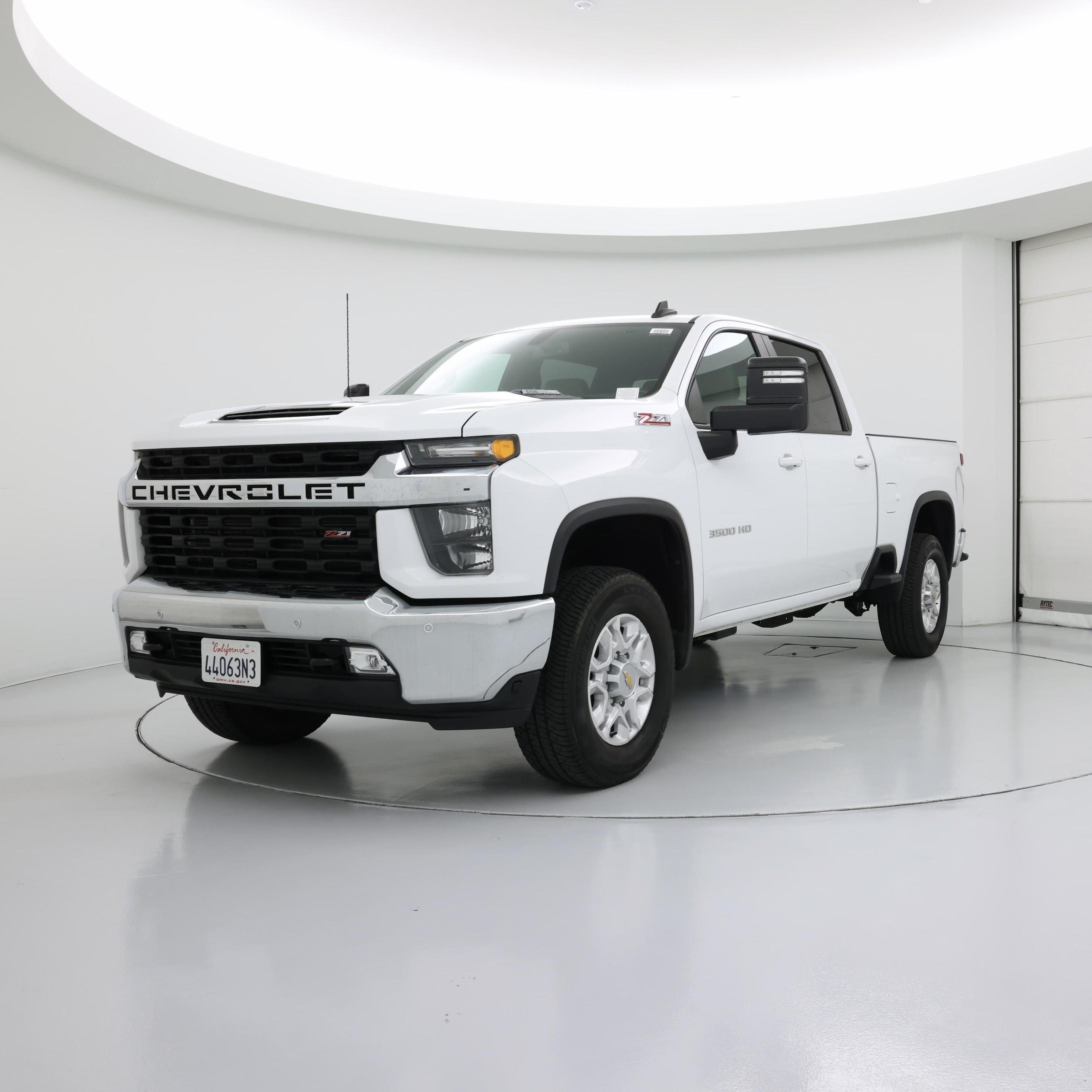 Thumbnail: 2022 Chevrolet Silverado 3500 - 4