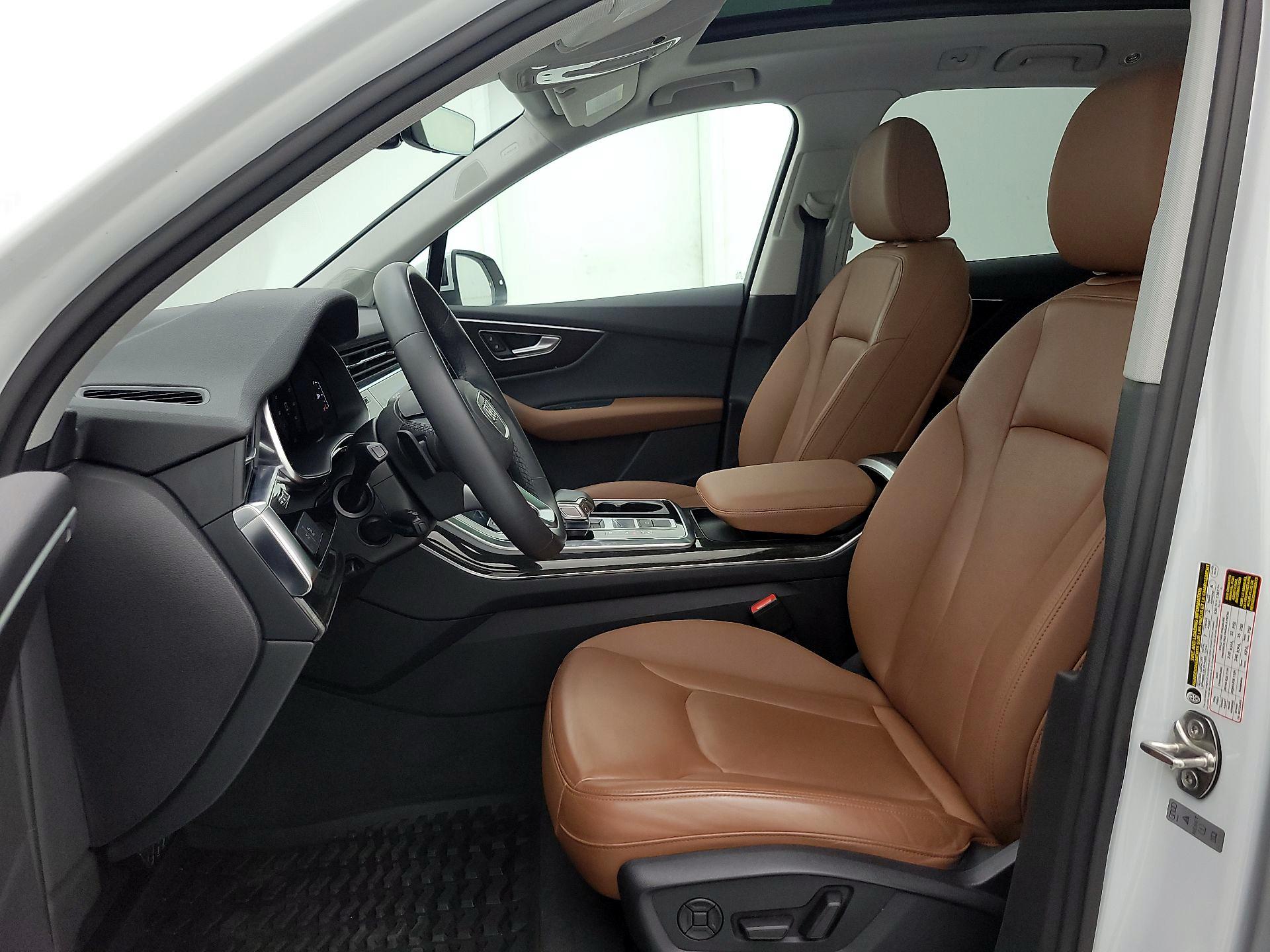 Thumbnail: 2021 Audi Q7 - 11