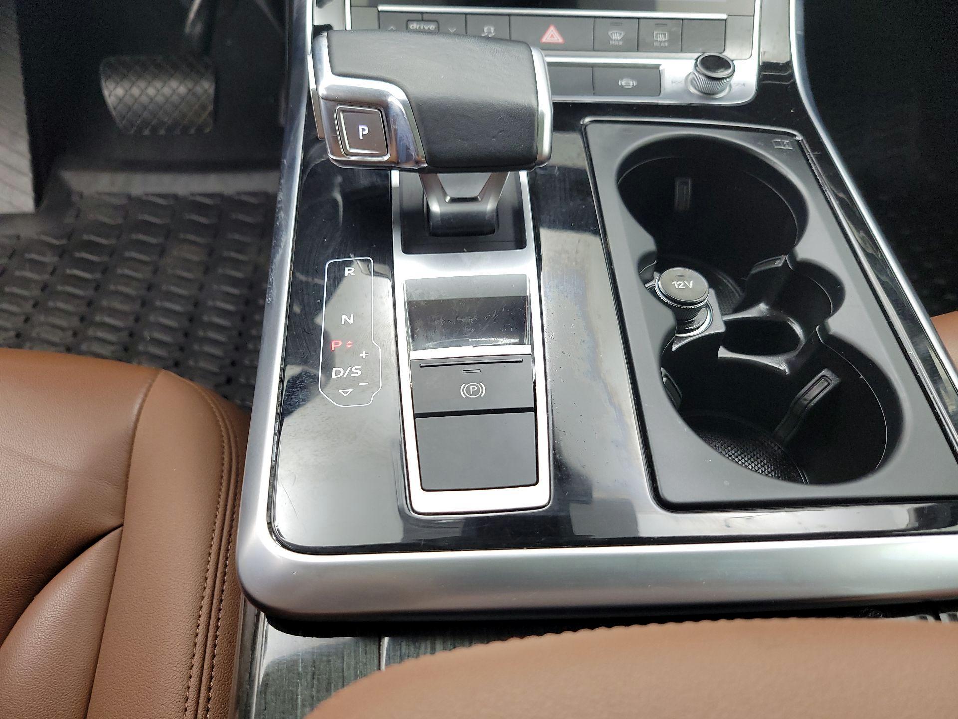 Thumbnail: 2021 Audi Q7 - 18