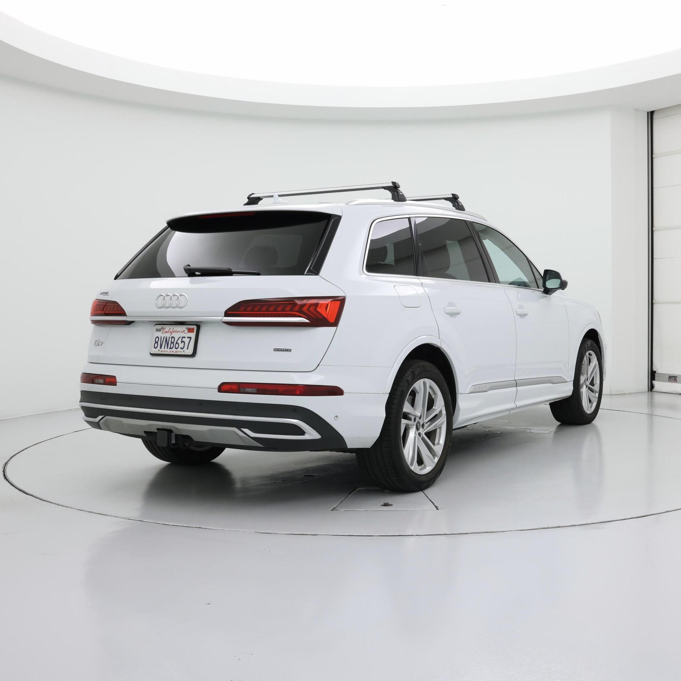 Thumbnail: 2021 Audi Q7 - 8