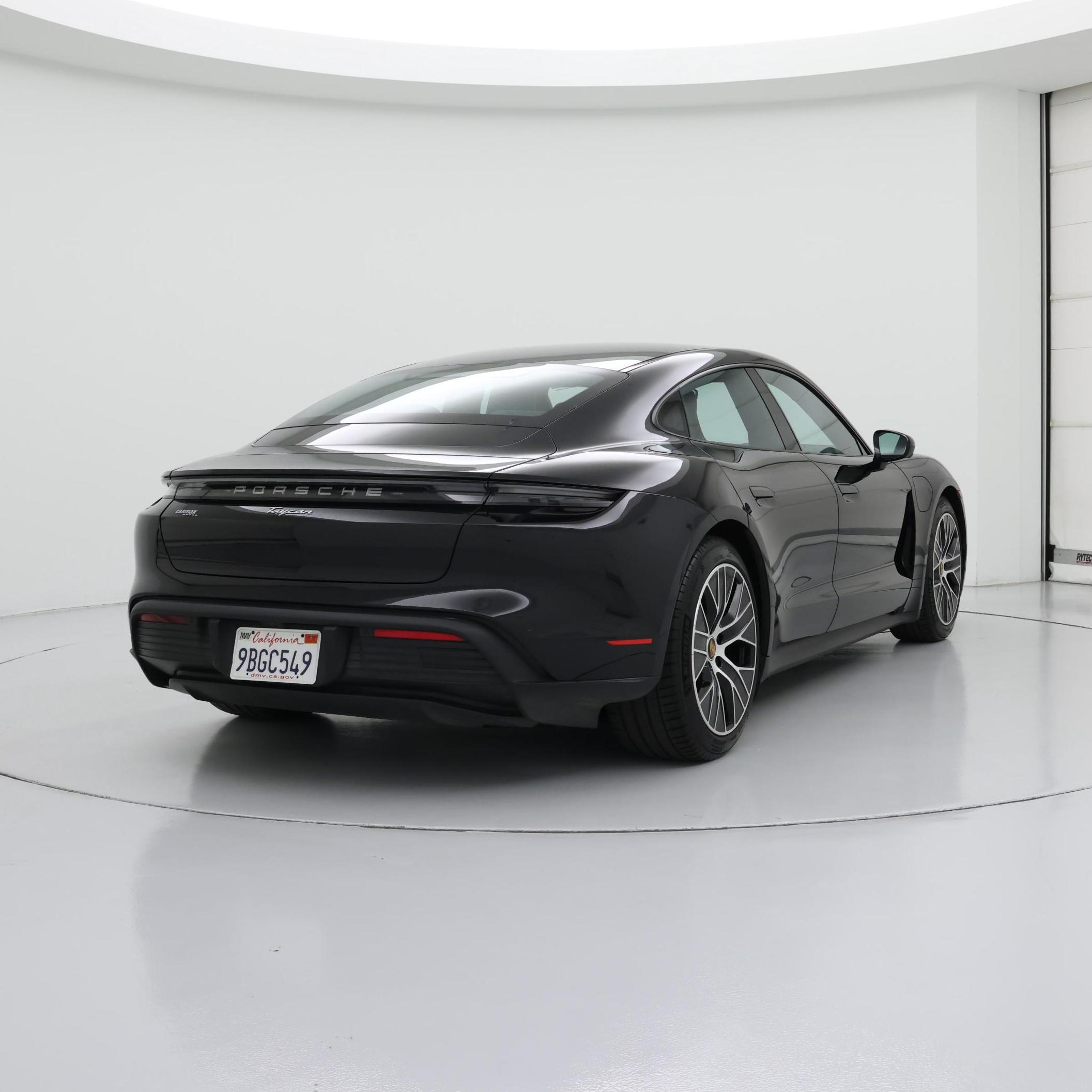 Thumbnail: 2022 Porsche Taycan - 8