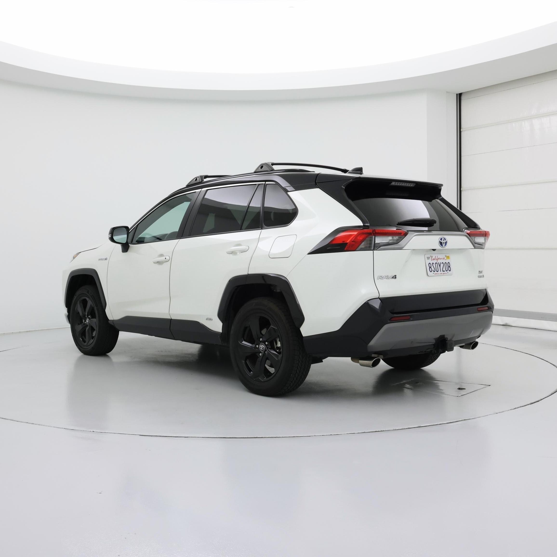 Thumbnail: 2020 Toyota RAV4 - 2