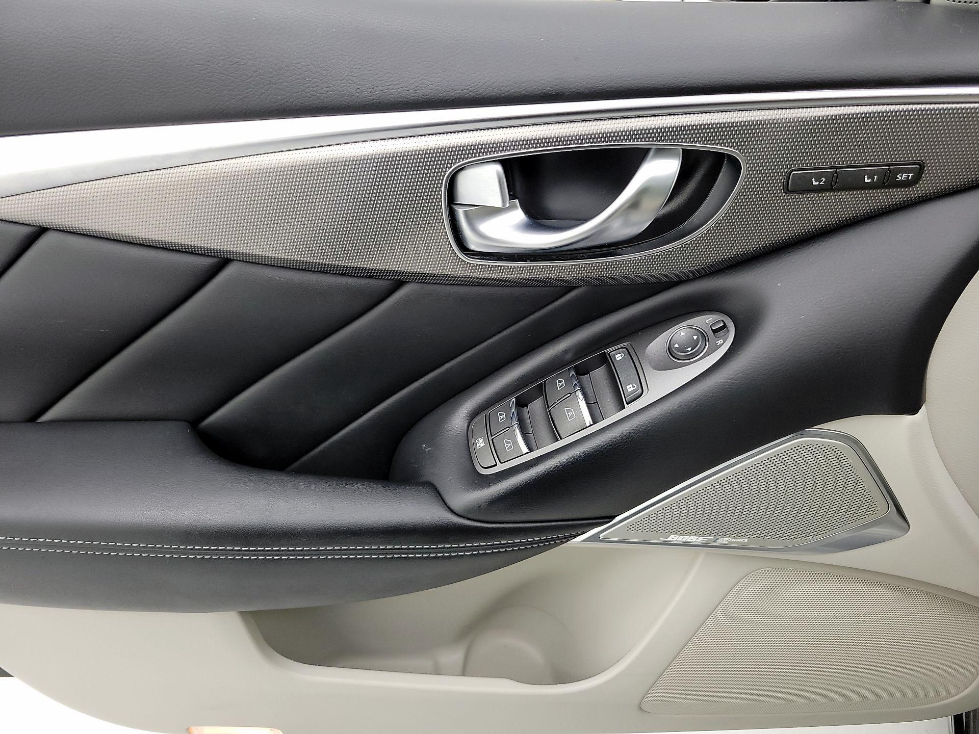 Thumbnail: 2017 INFINITI Q50 - 12